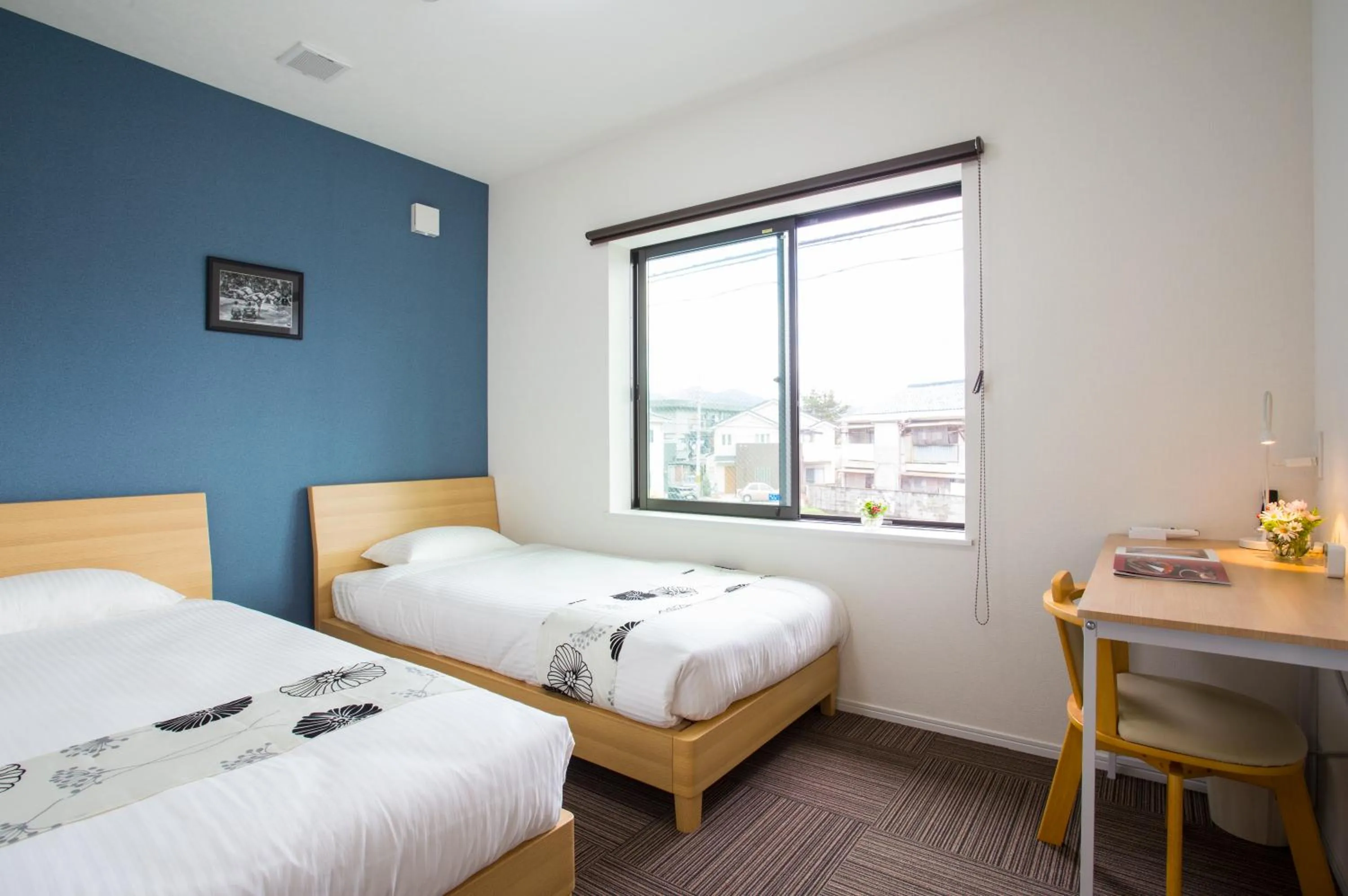 Photo of the whole room, Bed in Mulan Hostel