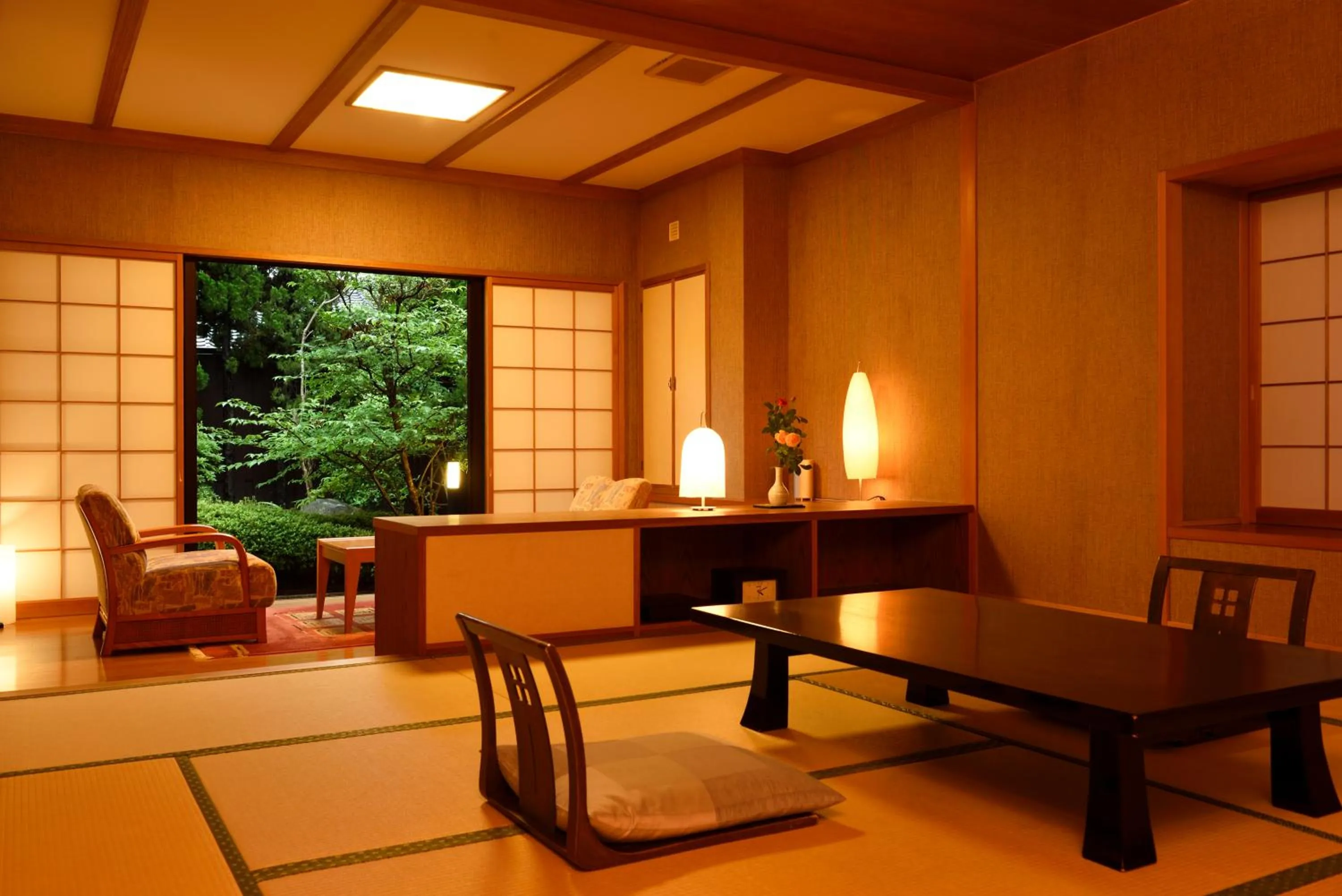 Photo of the whole room in Kaikatei Hanagozen