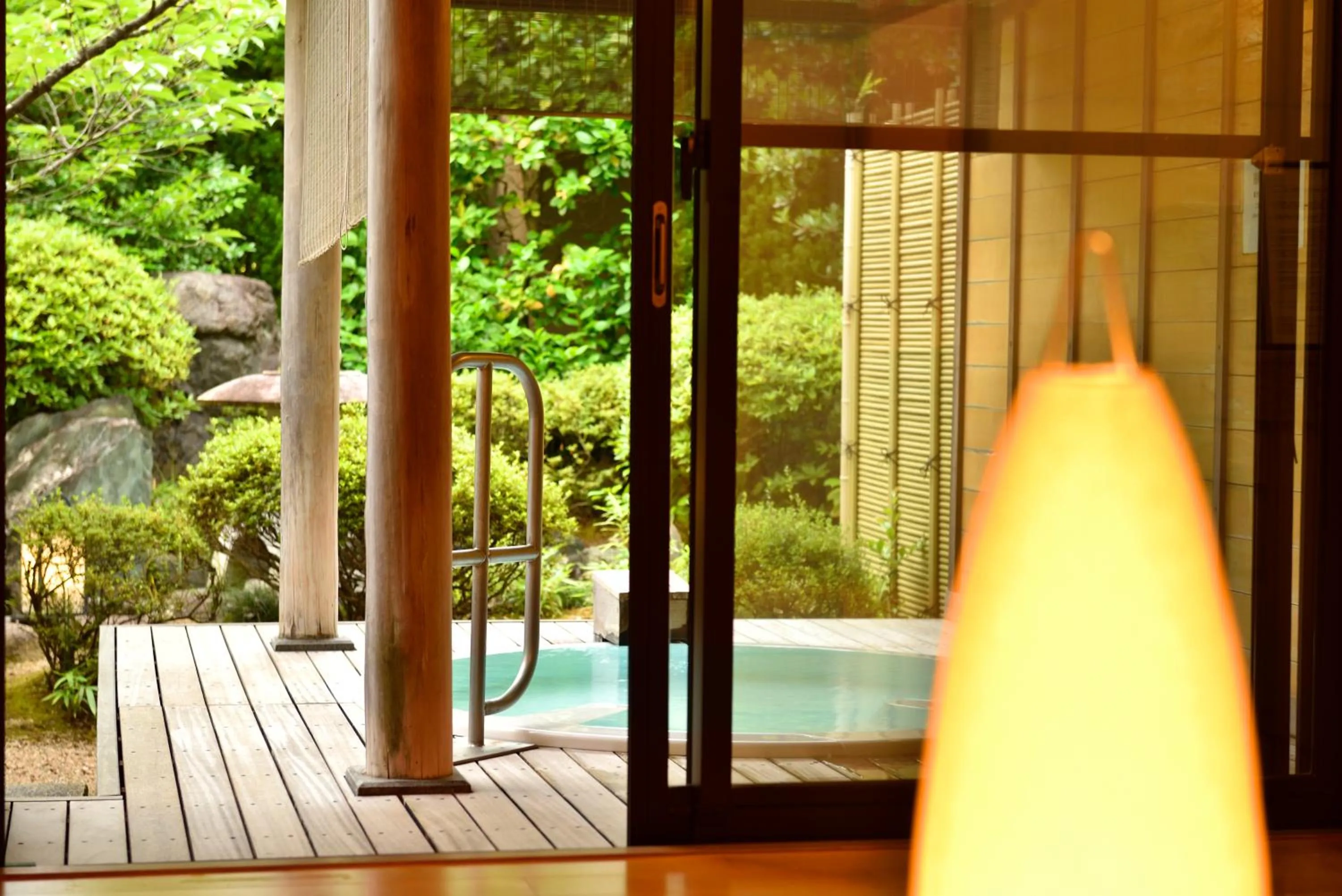 Hot Spring Bath in Kaikatei Hanagozen