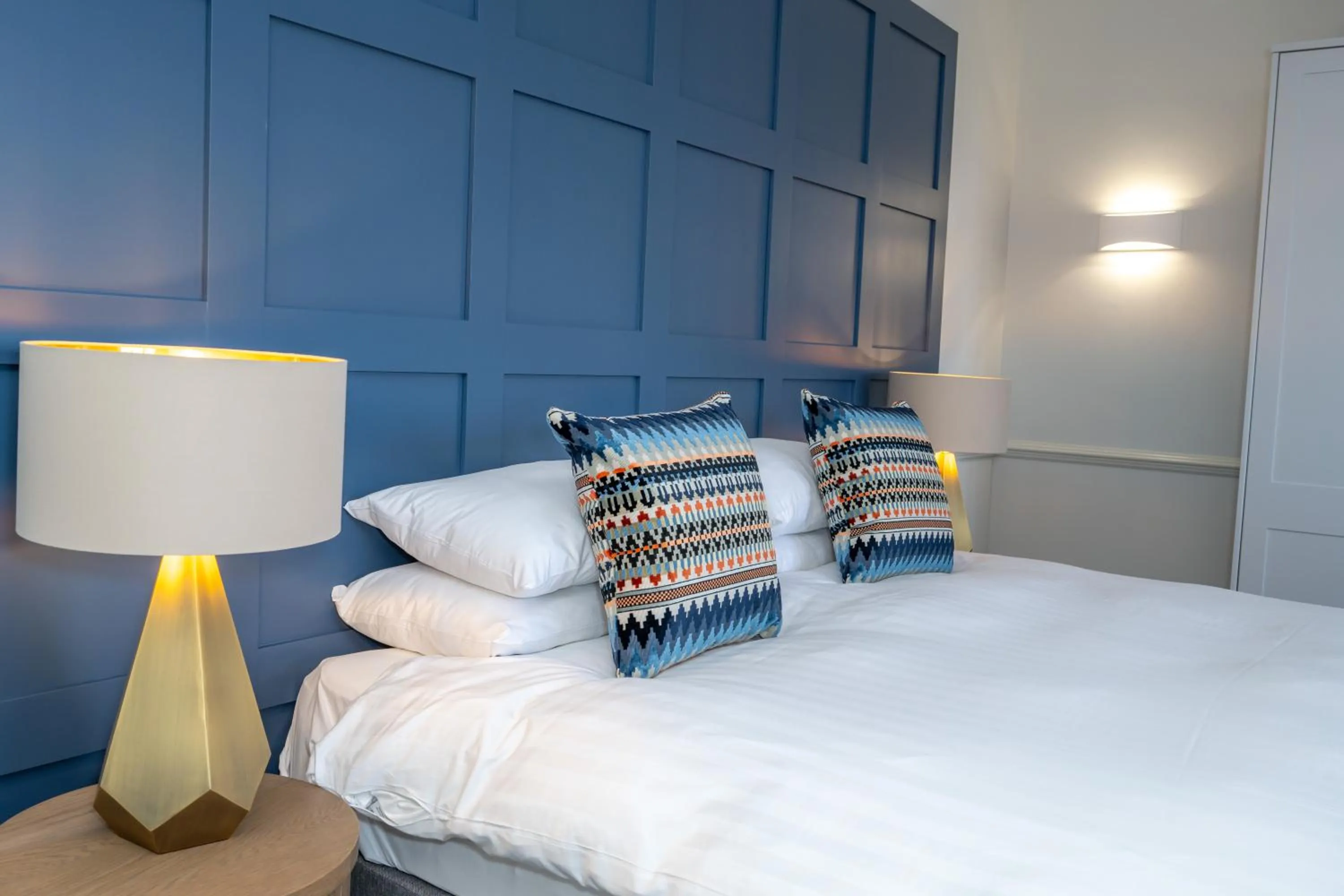 Bed in The Golden Lion Hotel