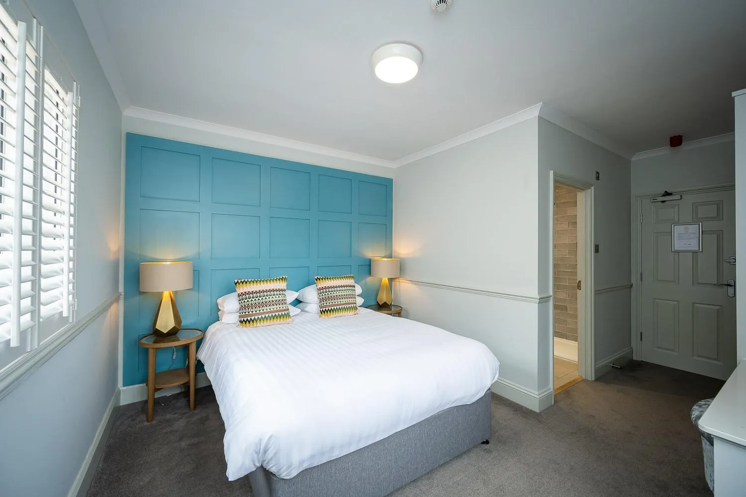 Bed in The Golden Lion Hotel