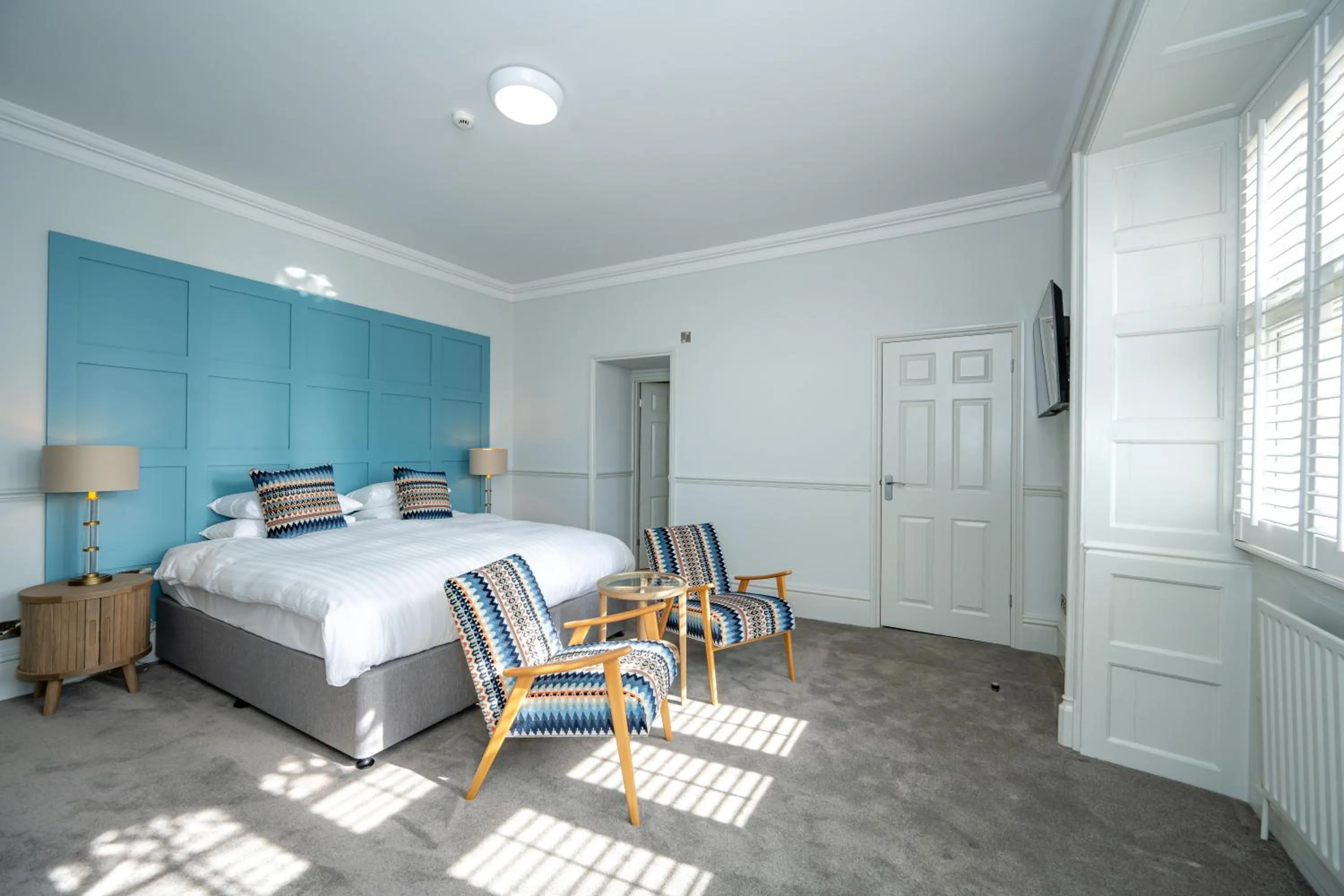 Bed in The Golden Lion Hotel