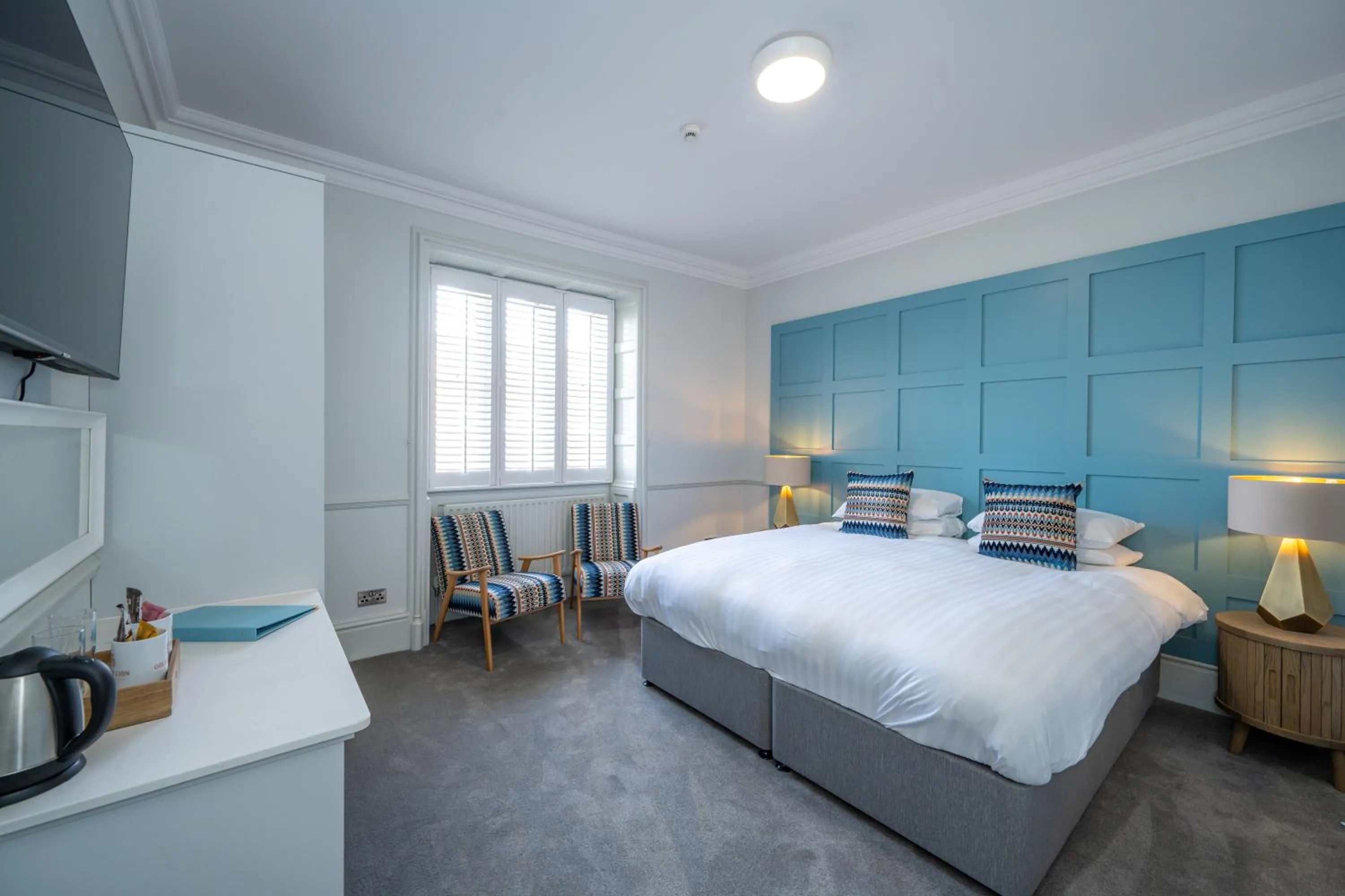 Bed in The Golden Lion Hotel