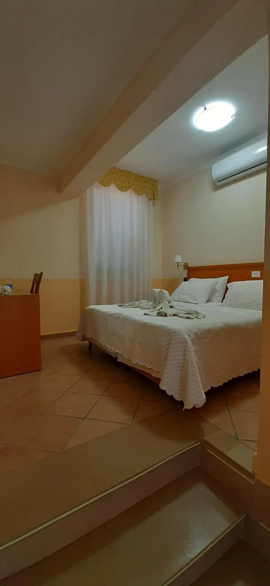 Bedroom, Bed in Villa Pacis