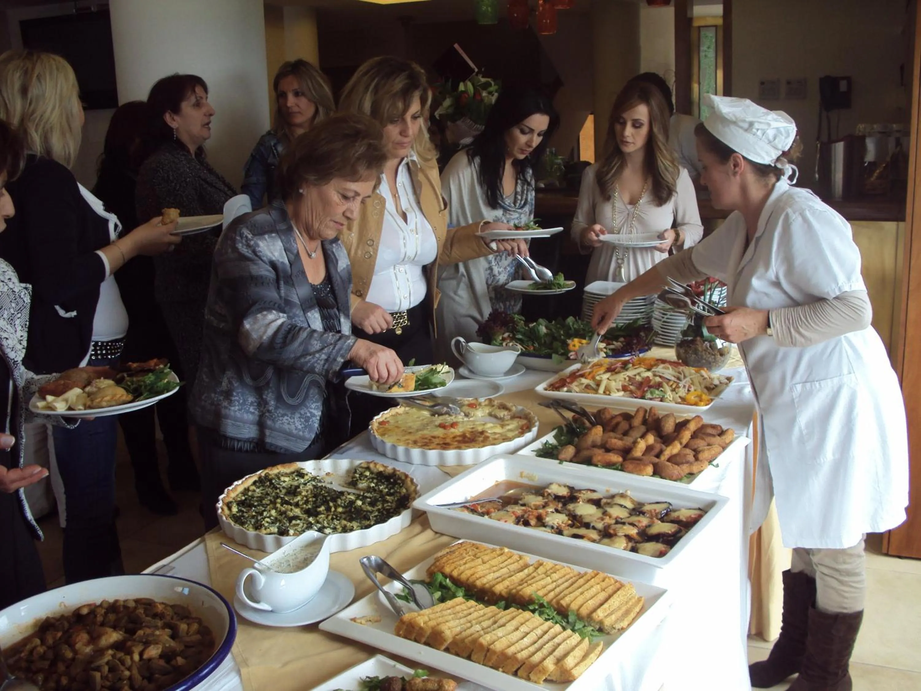 Food and drinks in Victory Byblos Hotel & Spa