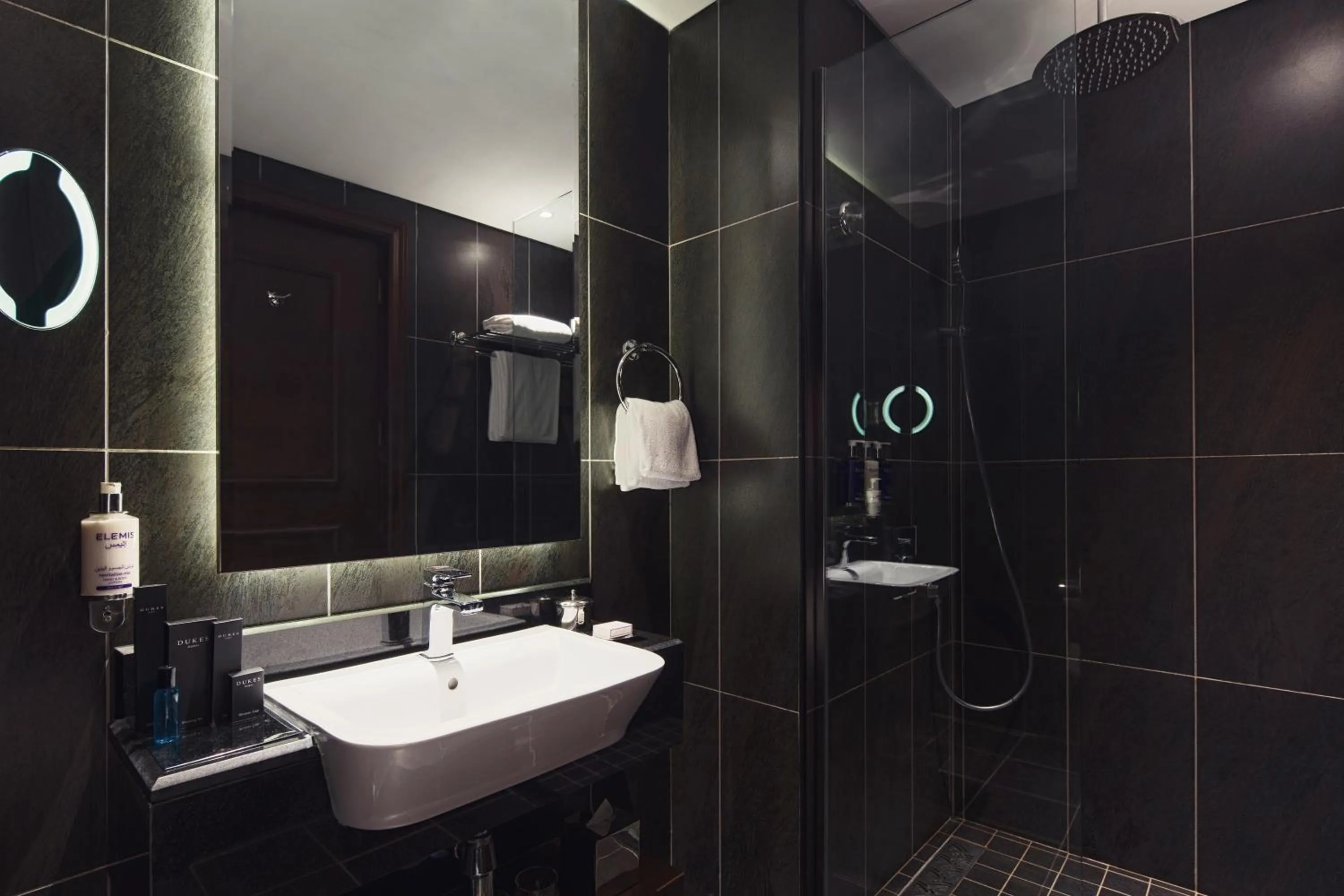 Bathroom in Dukes The Palm Dubai Hotel