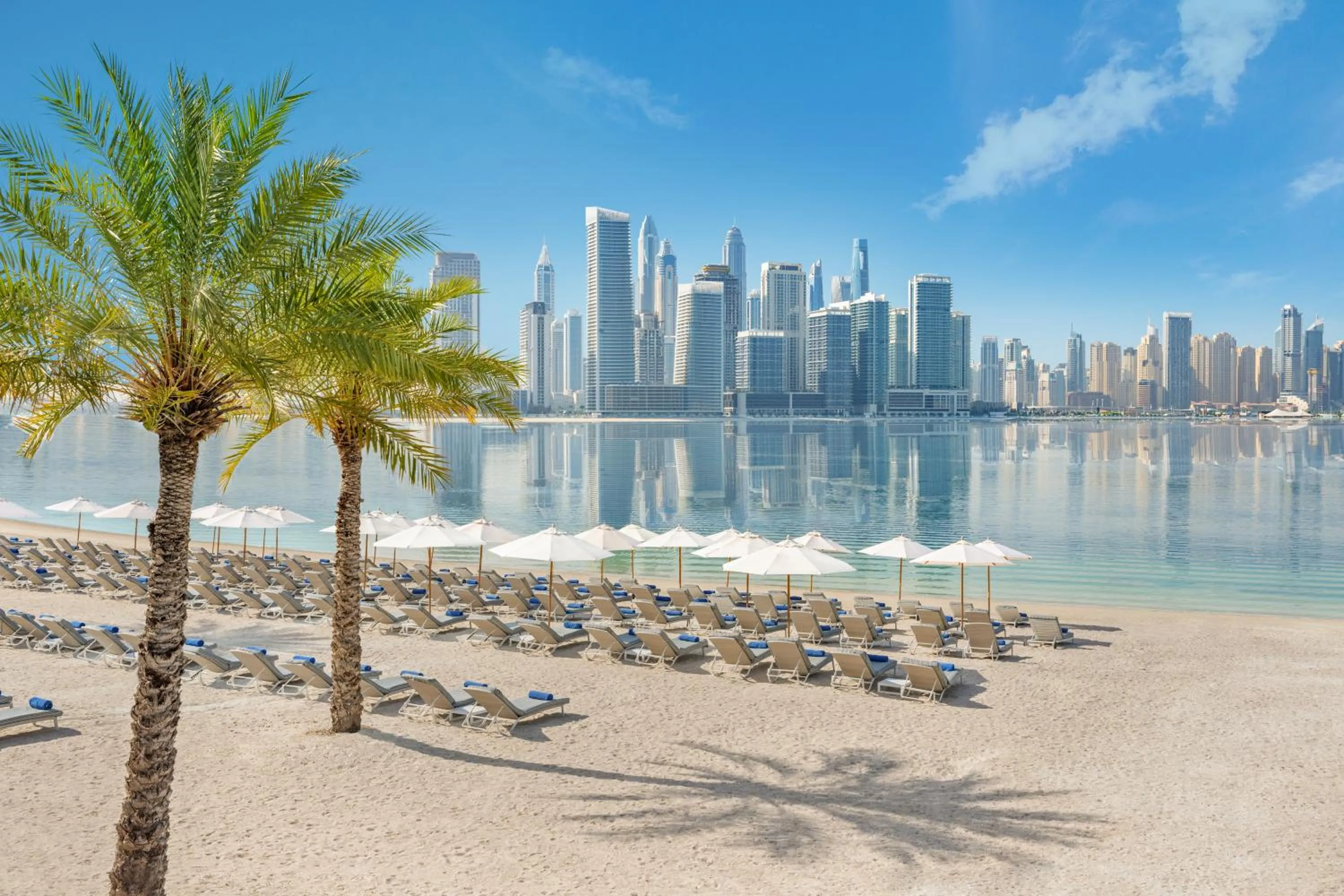 Beach in Dukes The Palm Dubai Hotel
