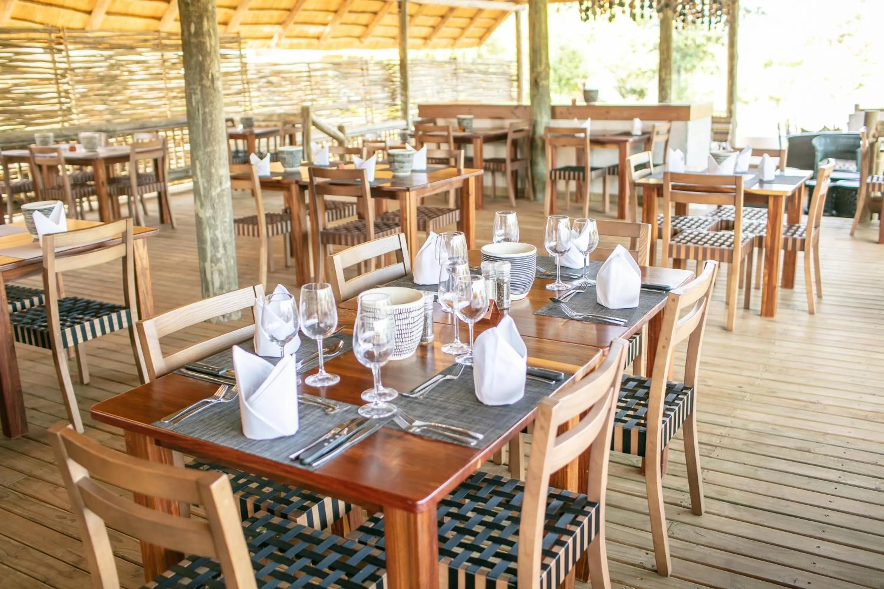 Restaurant/places to eat in Shearwater's Explorers Village