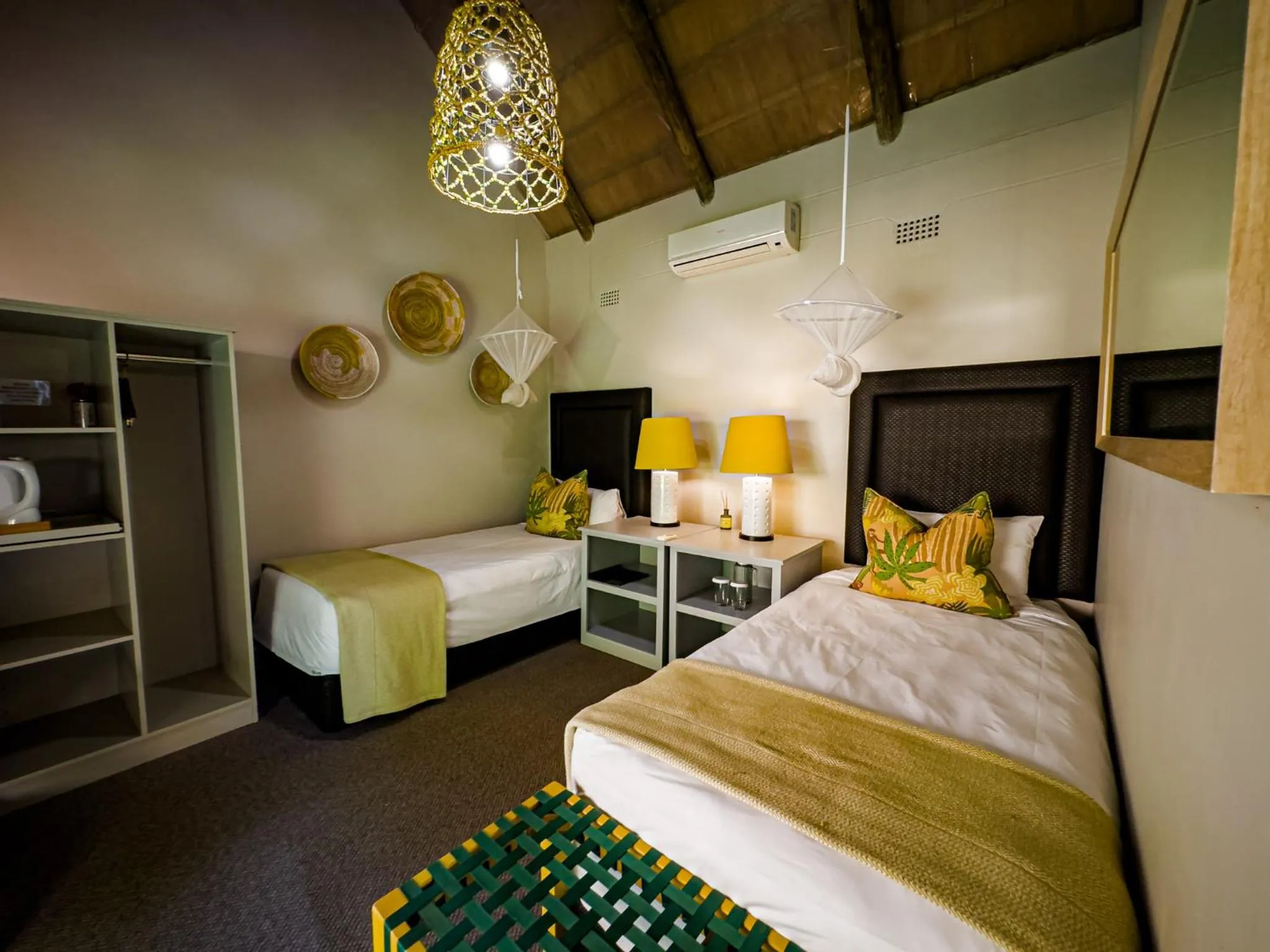 Property building, Bed in Shearwater's Explorers Village