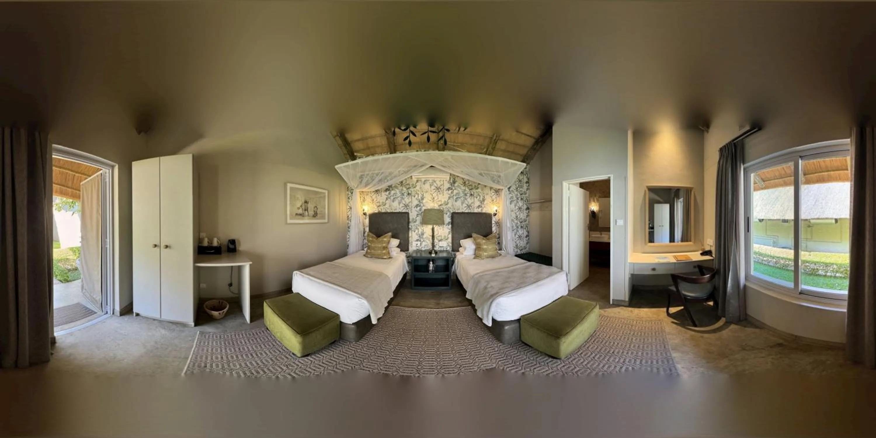 Property building, Bed in Shearwater's Explorers Village