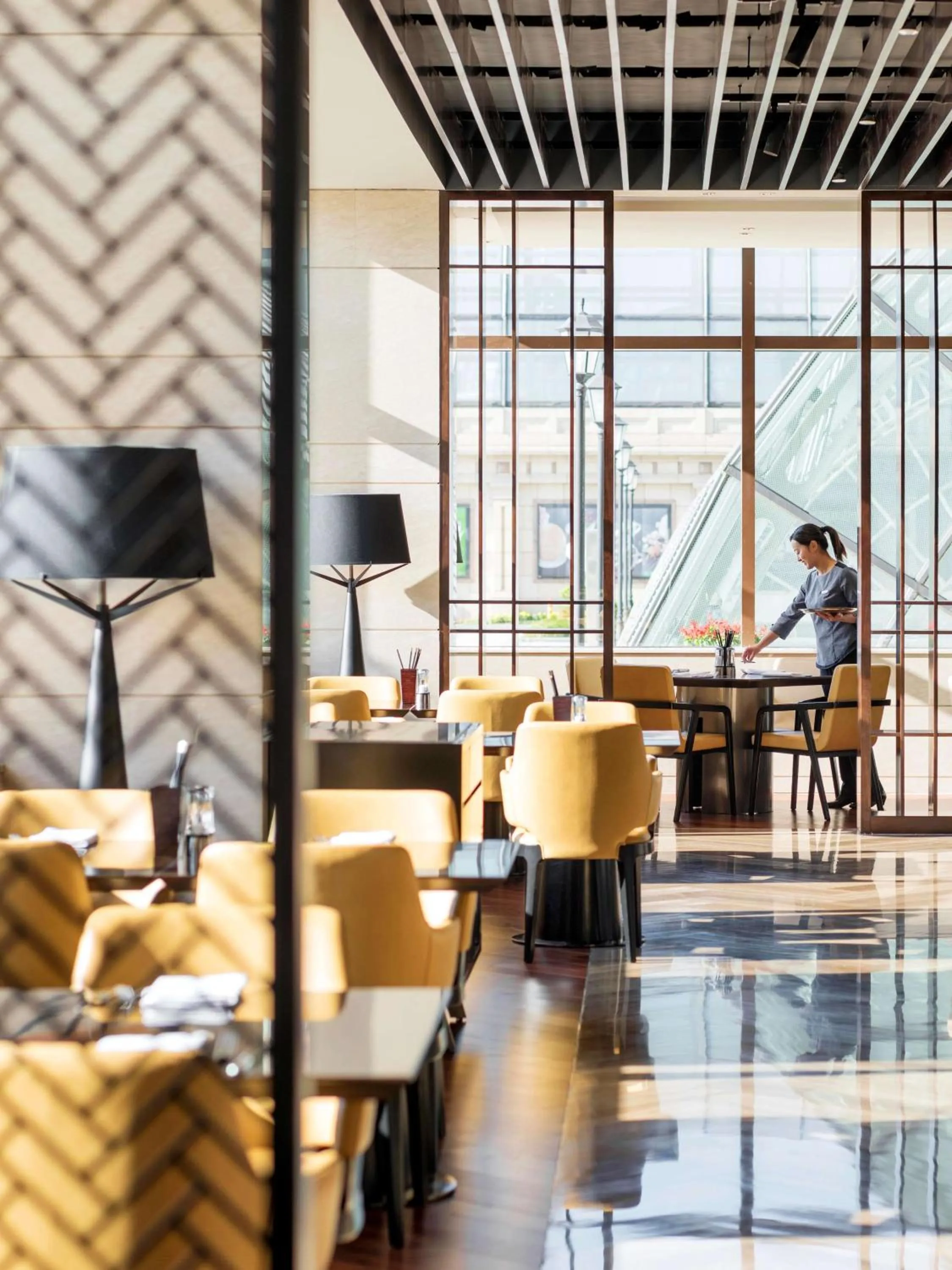 Restaurant/places to eat in Hyatt Regency Shanghai Global Harbor