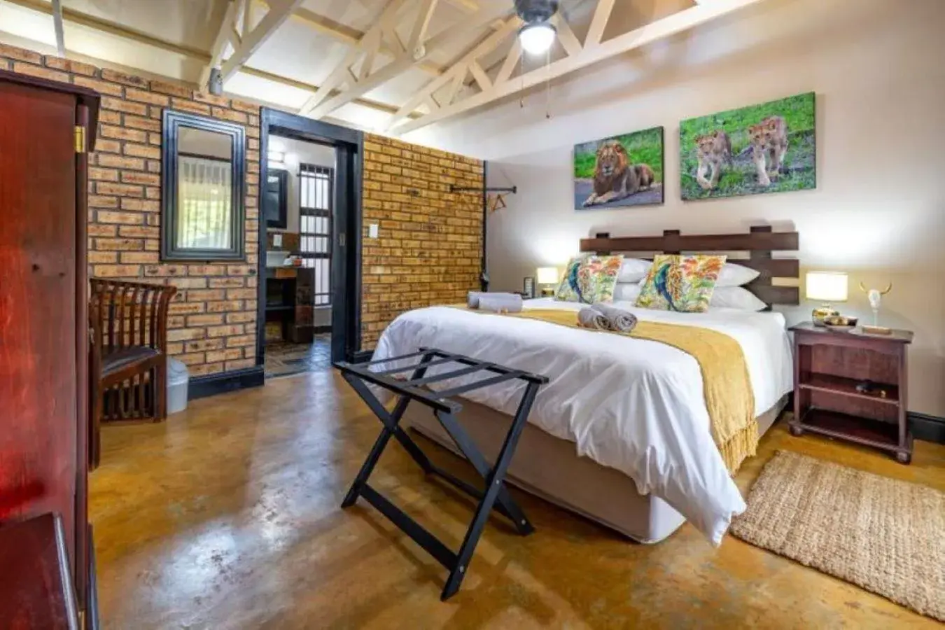 Property building, Bed in Dreamfields Guesthouse Property building, Bed in Dreamfields Guesthouse