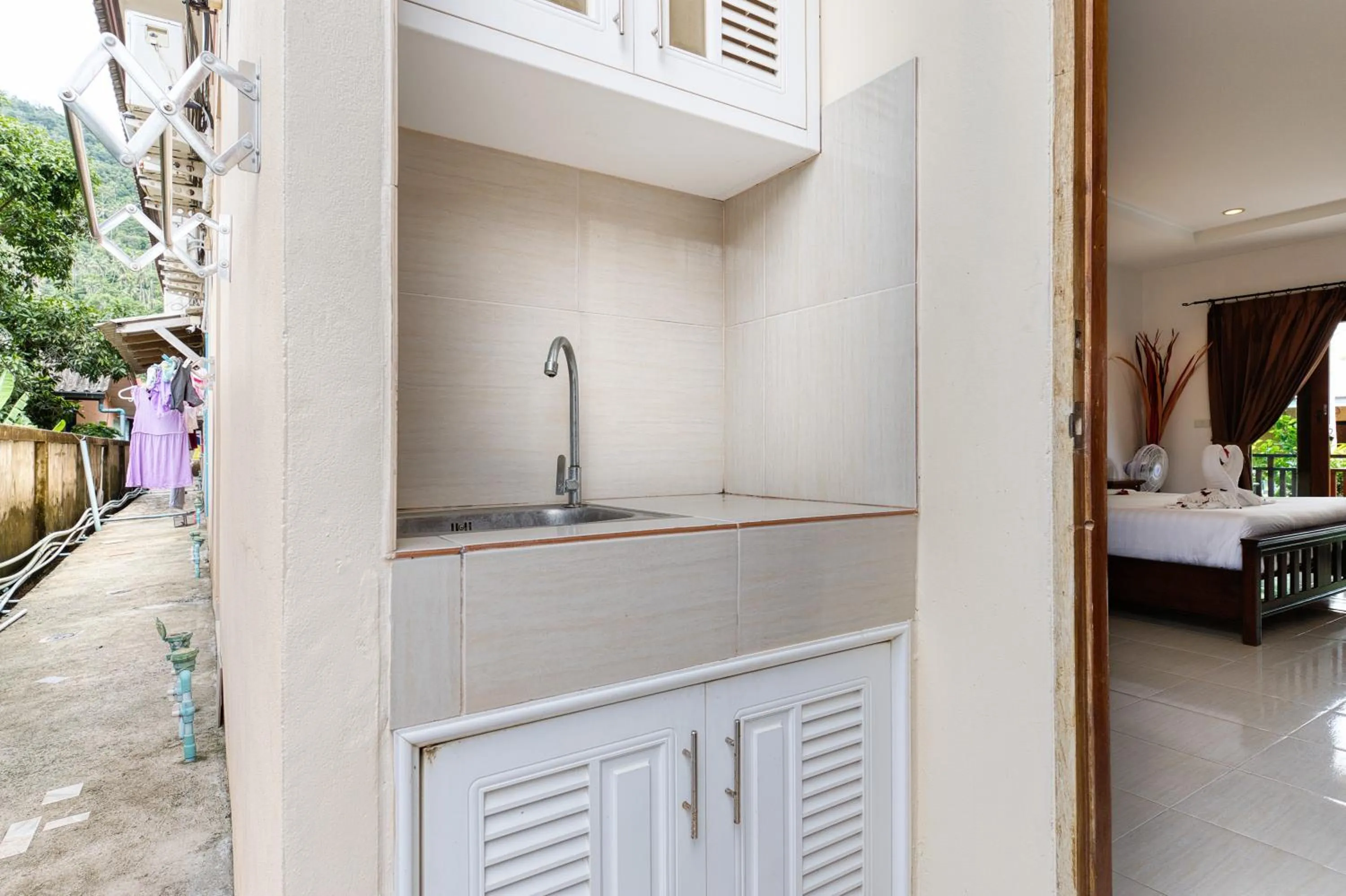 Kitchen or kitchenette, Bed in The Bulin Residence