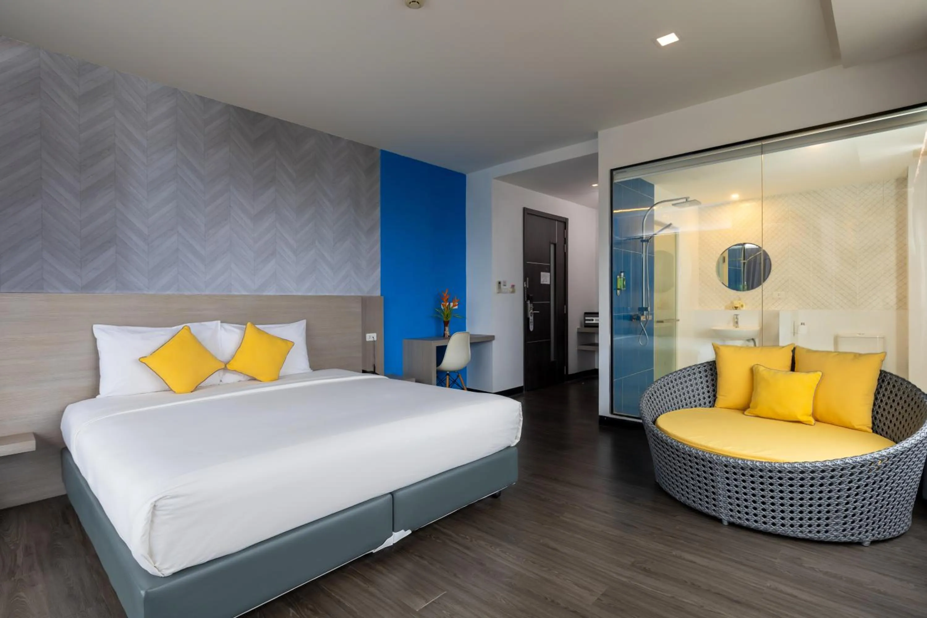 Bed in Wake Up Aonang Hotel