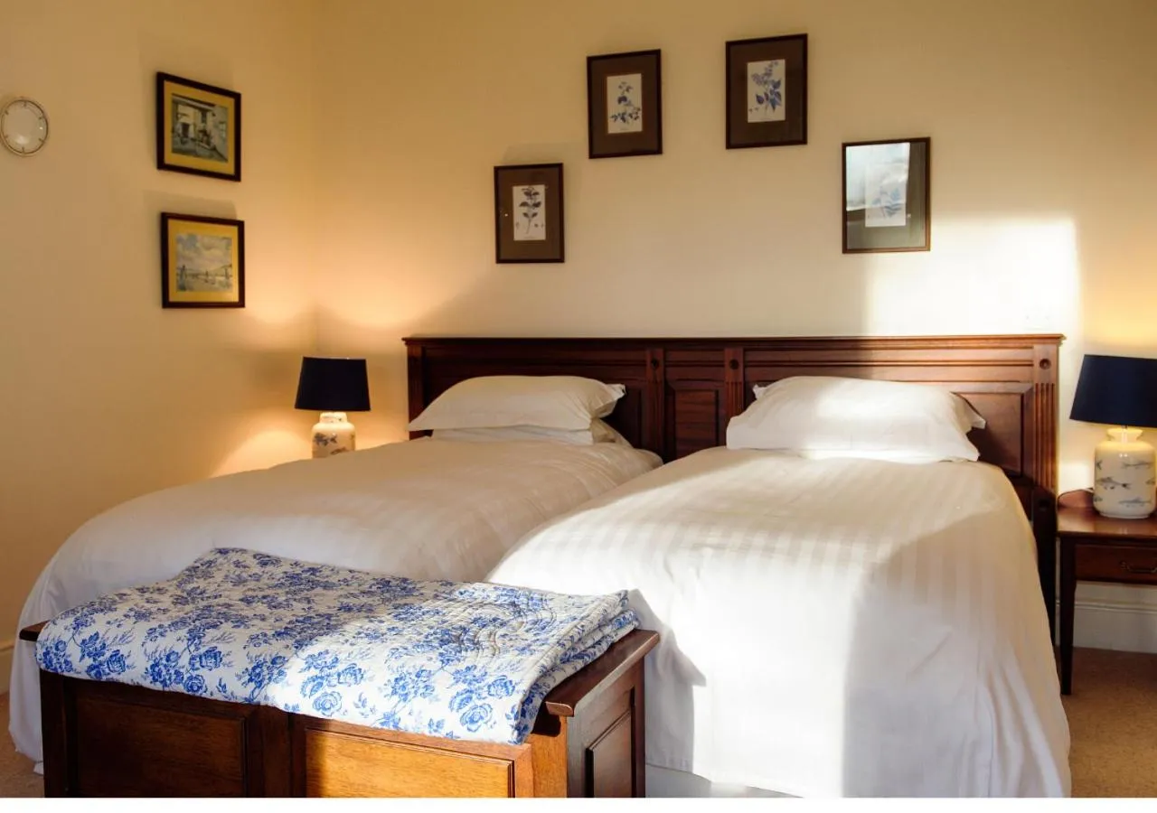 Bedroom, Bed in Lough Inagh Lodge Hotel