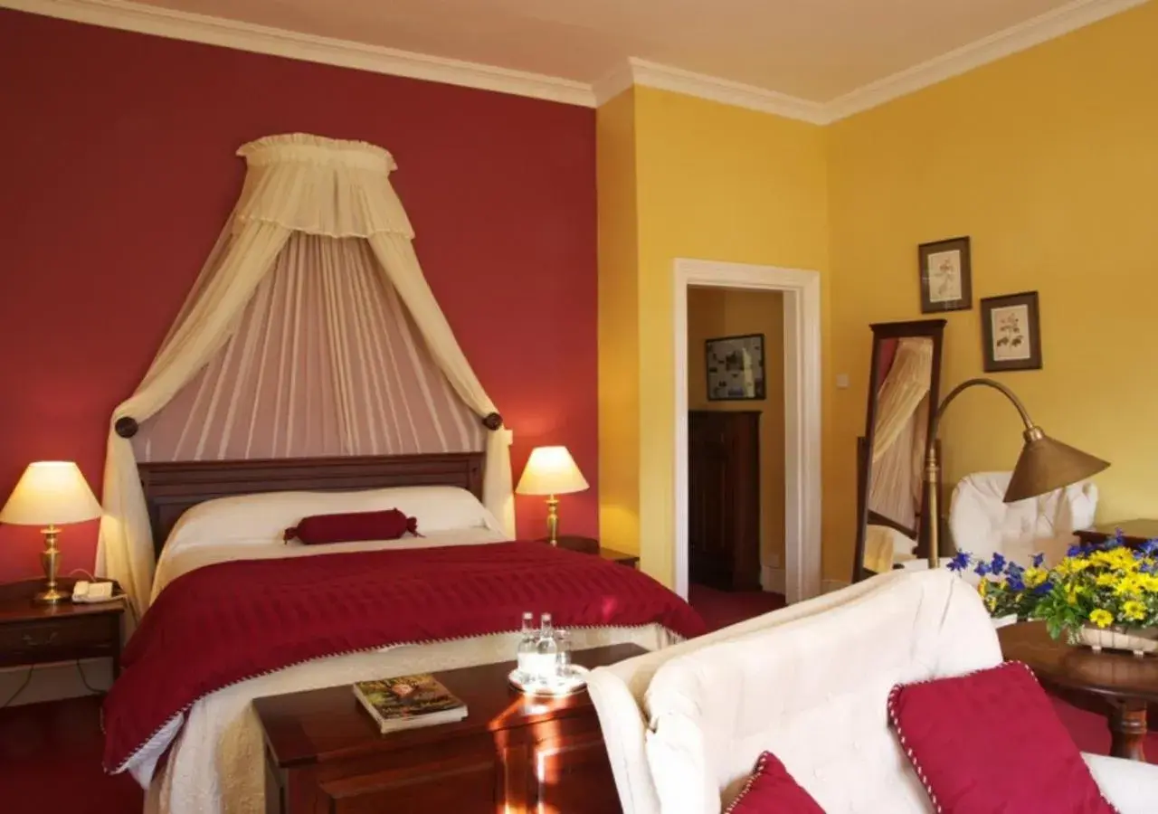 Bedroom, Bed in Lough Inagh Lodge Hotel Bedroom, Bed in Lough Inagh Lodge Hotel