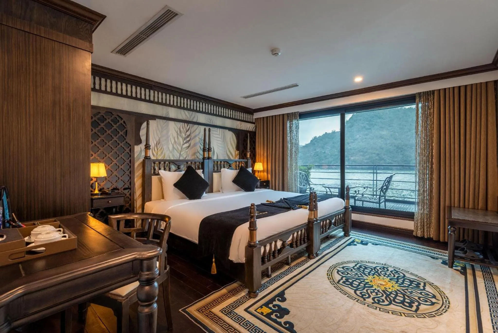 Bed in Era Cruise Halong Bay by Venus Group