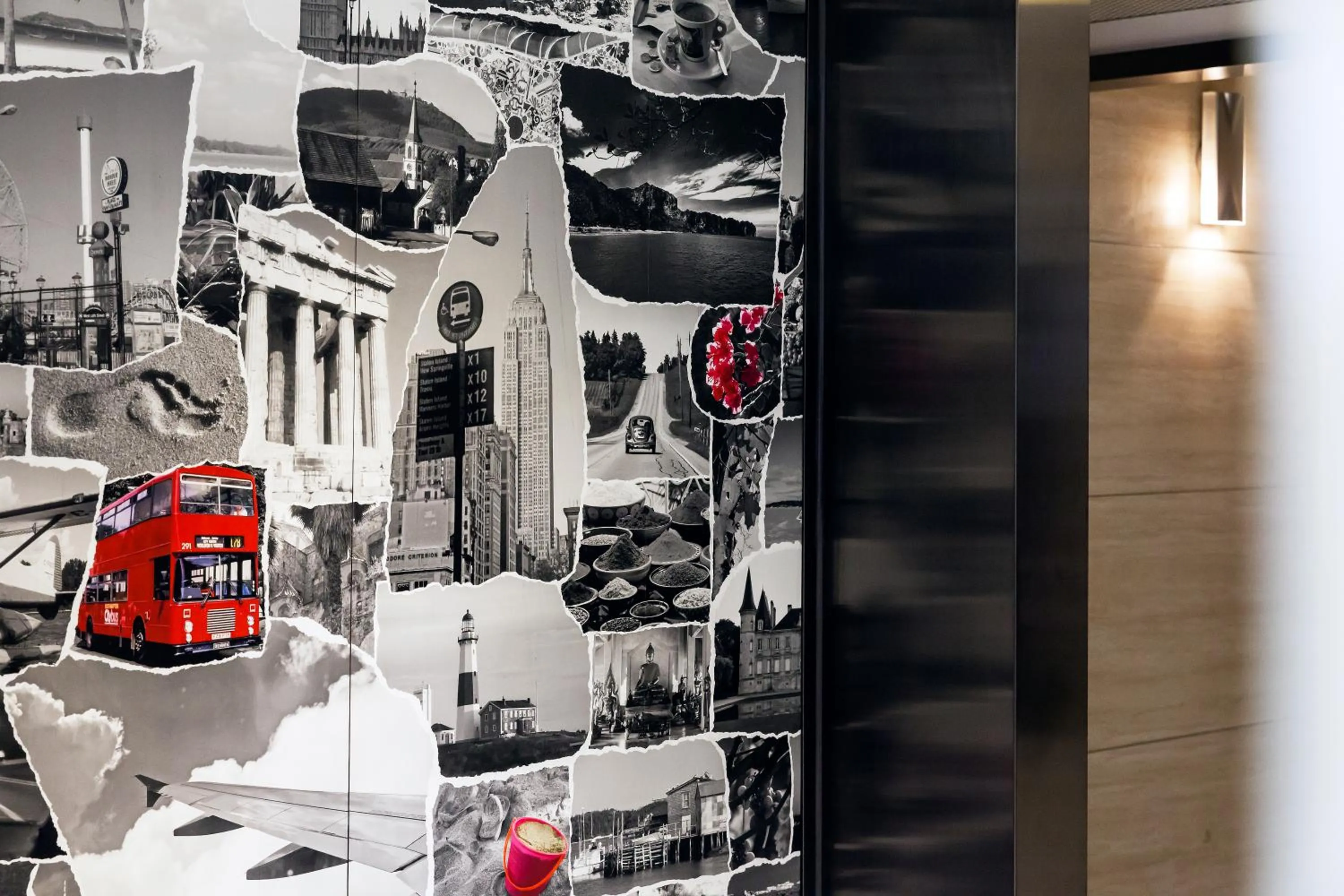 Lobby or reception in Pop Inn Mong Kok