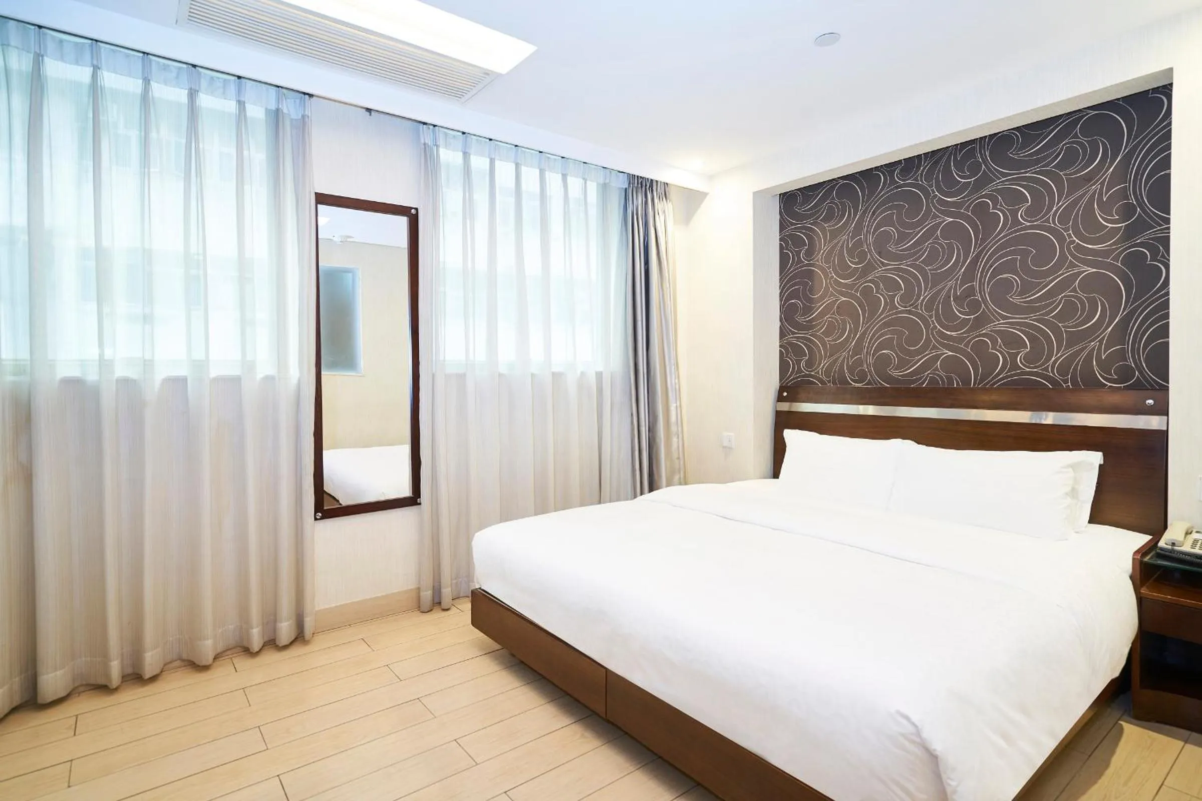 Bedroom, Bed in Pop Inn Mong Kok