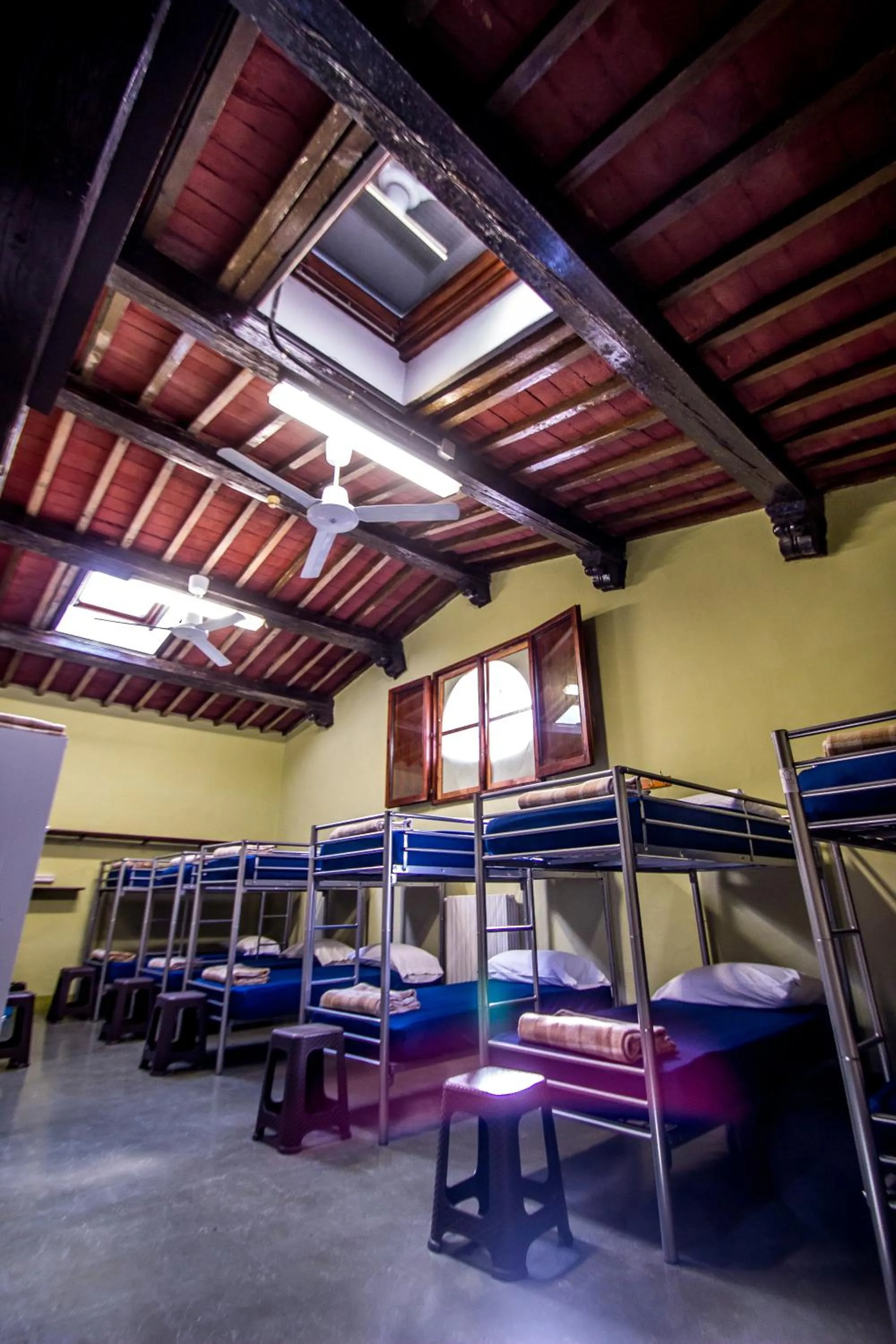 Spring, Bed in Hostel Santa Monaca