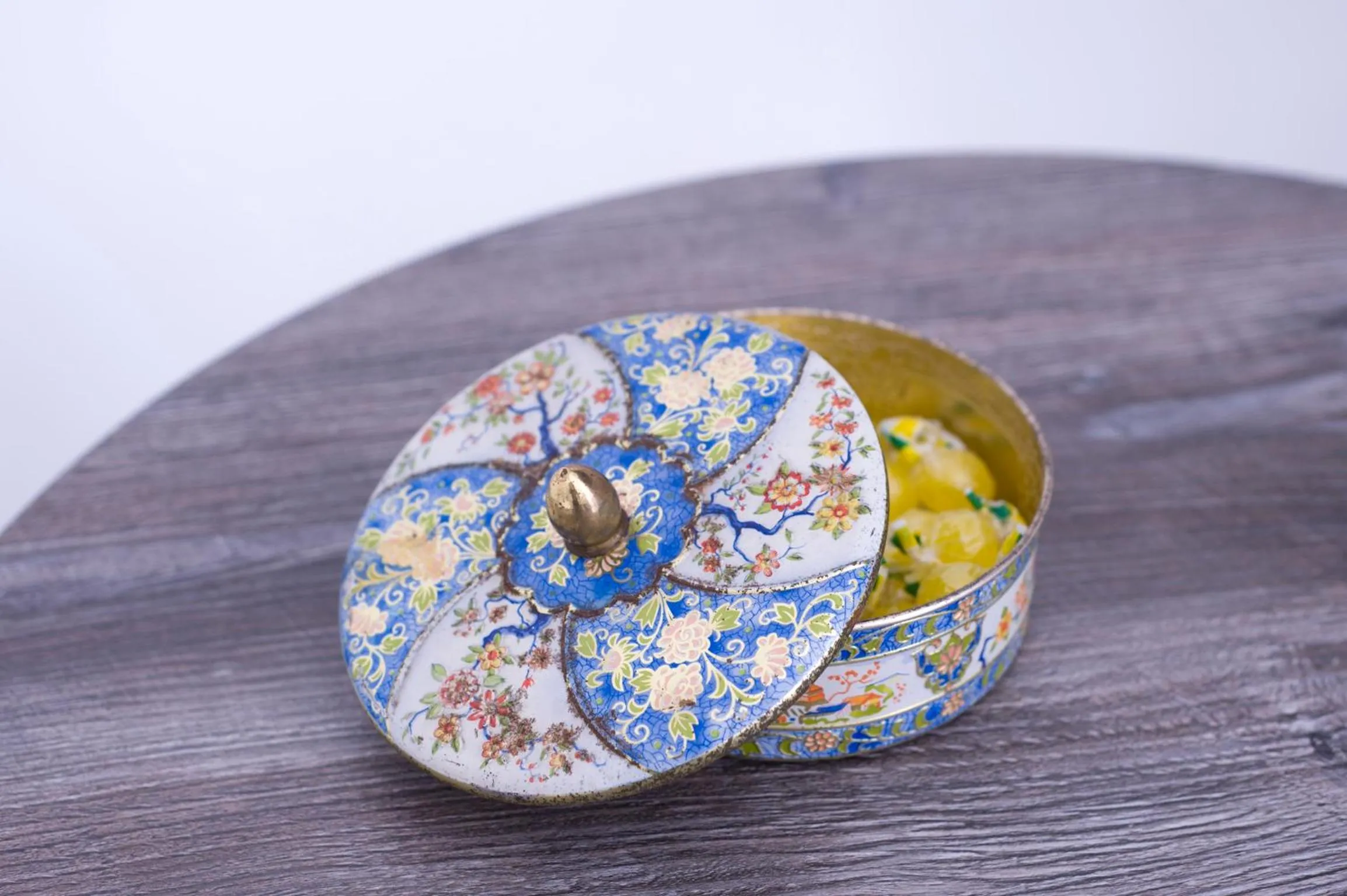 Decorative detail in La Valle Delle Ferriere