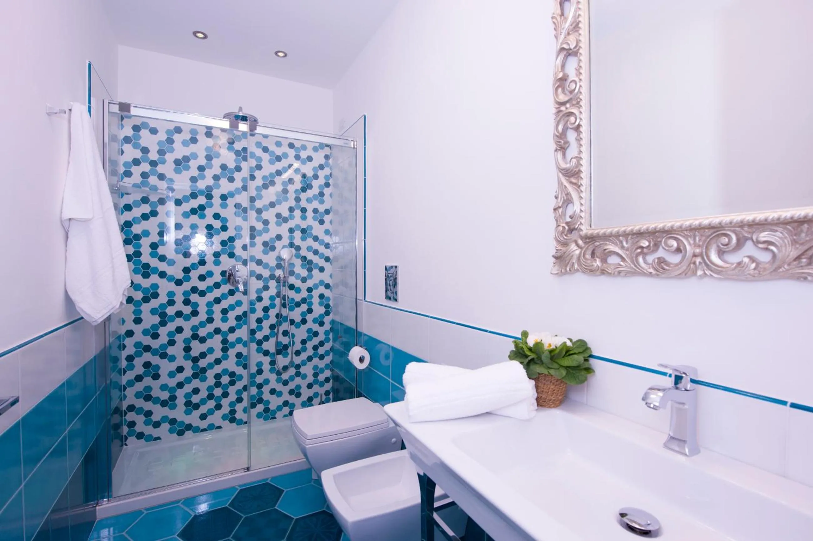 Shower in La Valle Delle Ferriere