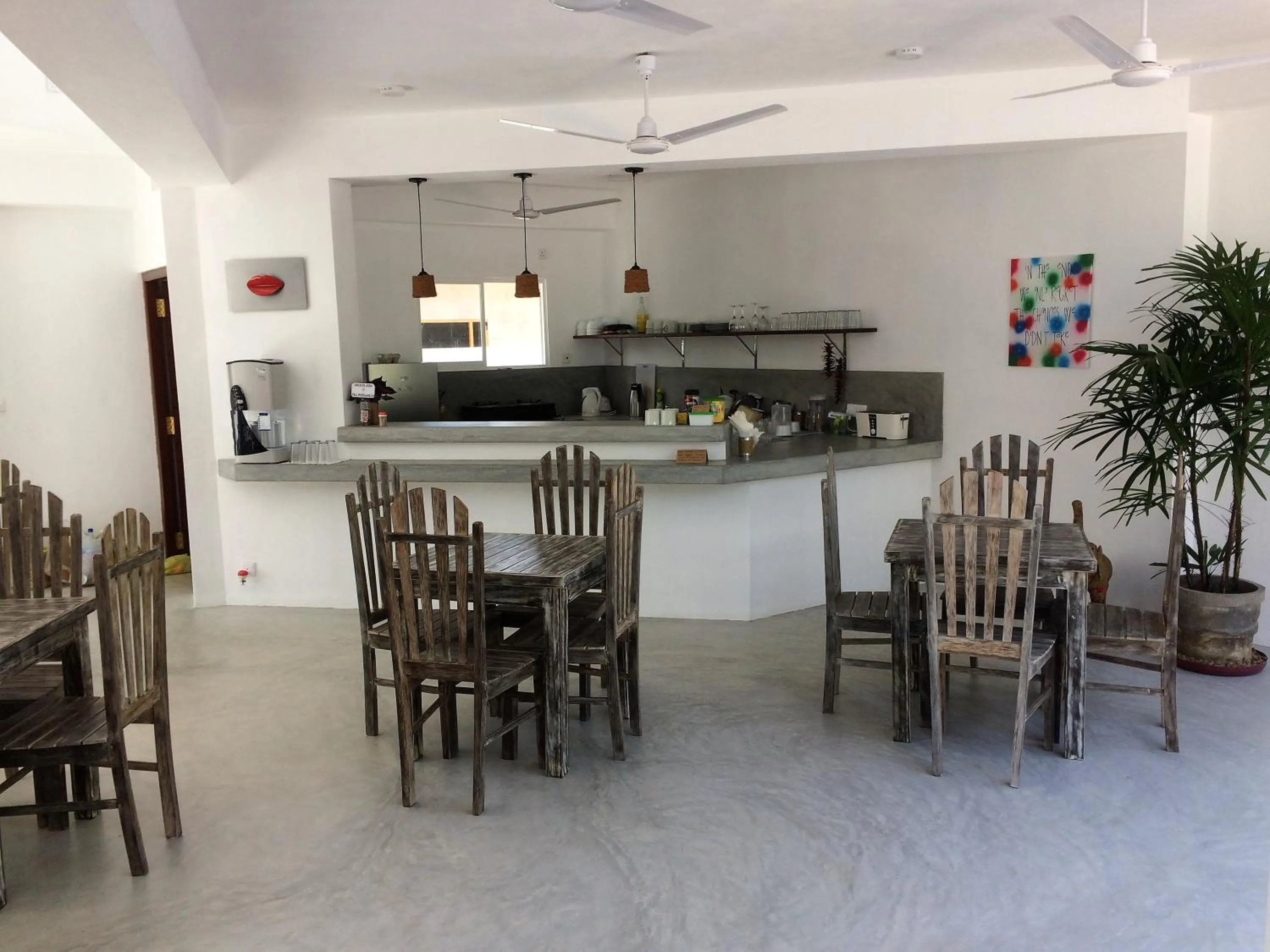 Communal kitchen in Jippie The Villa