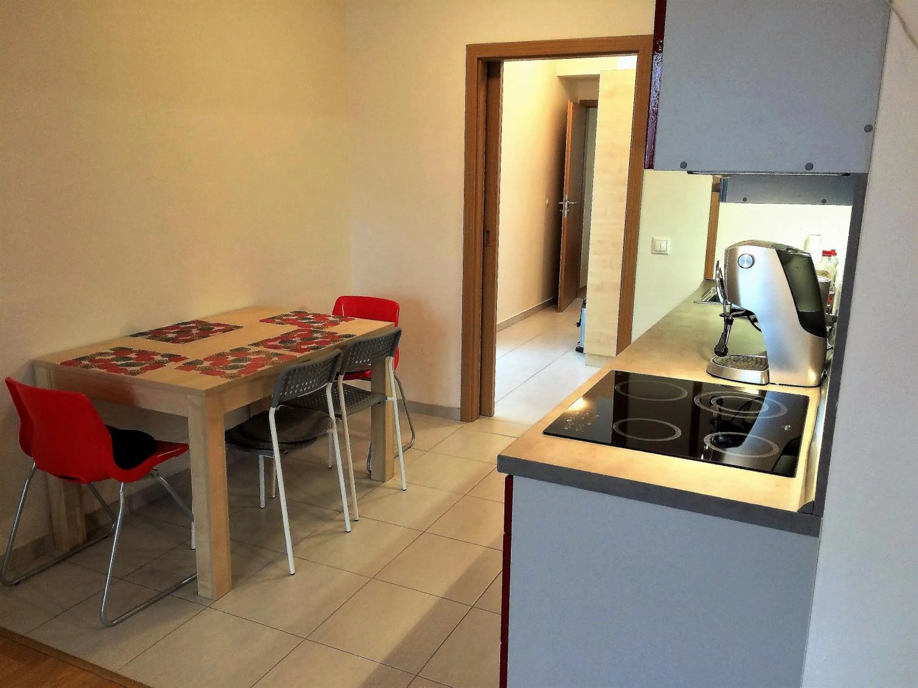Kitchen or kitchenette in Horský apartmán Razula