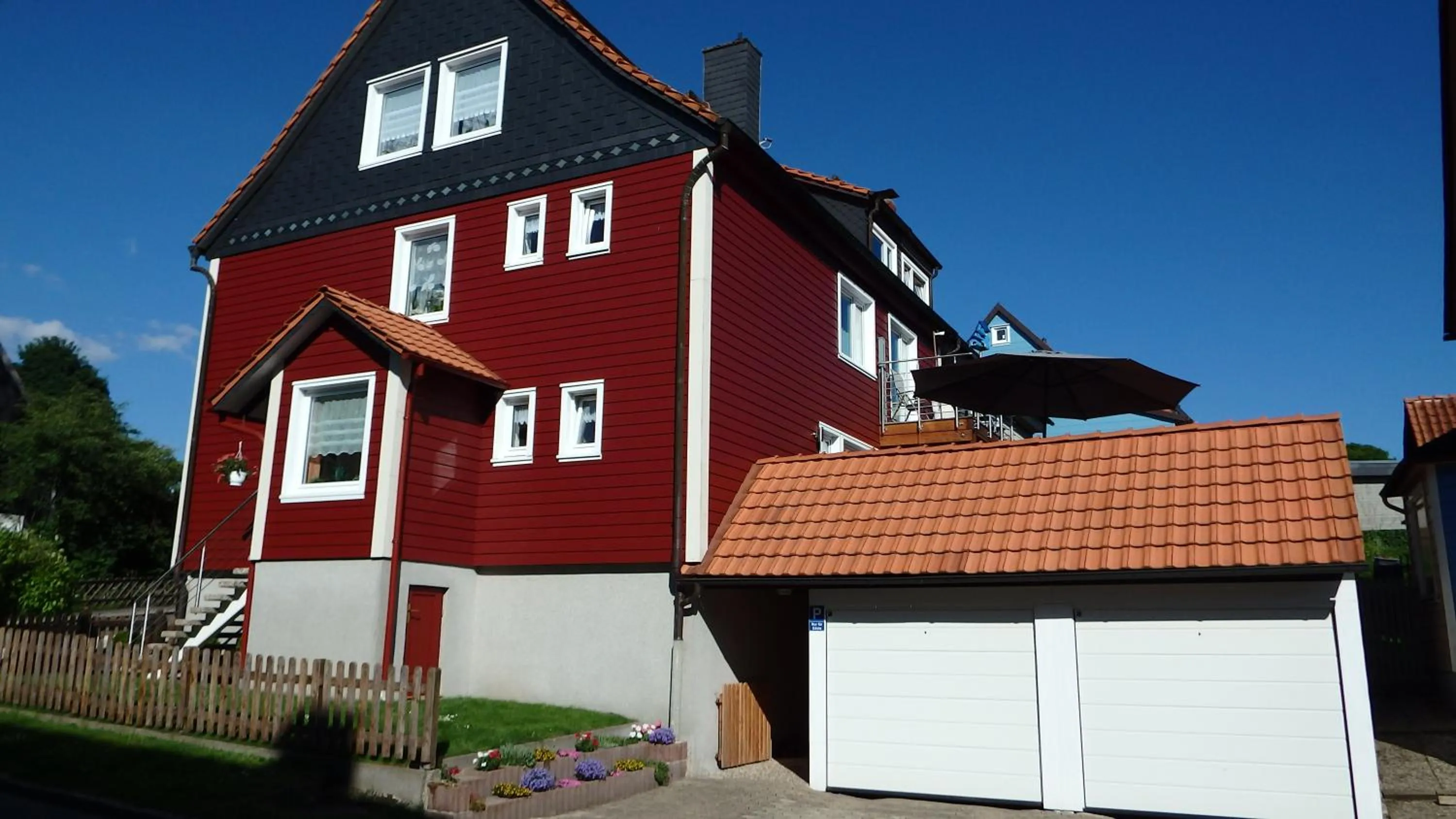 Property building in Fischer