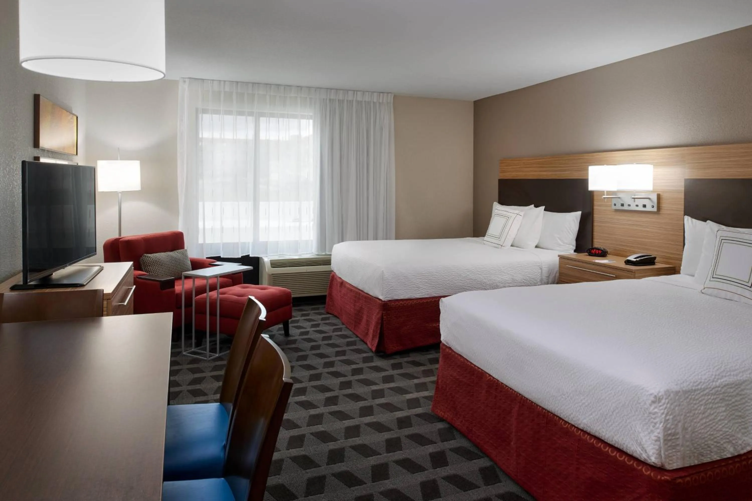 Photo of the whole room, Bed in TownePlace Suites by Marriott Richmond