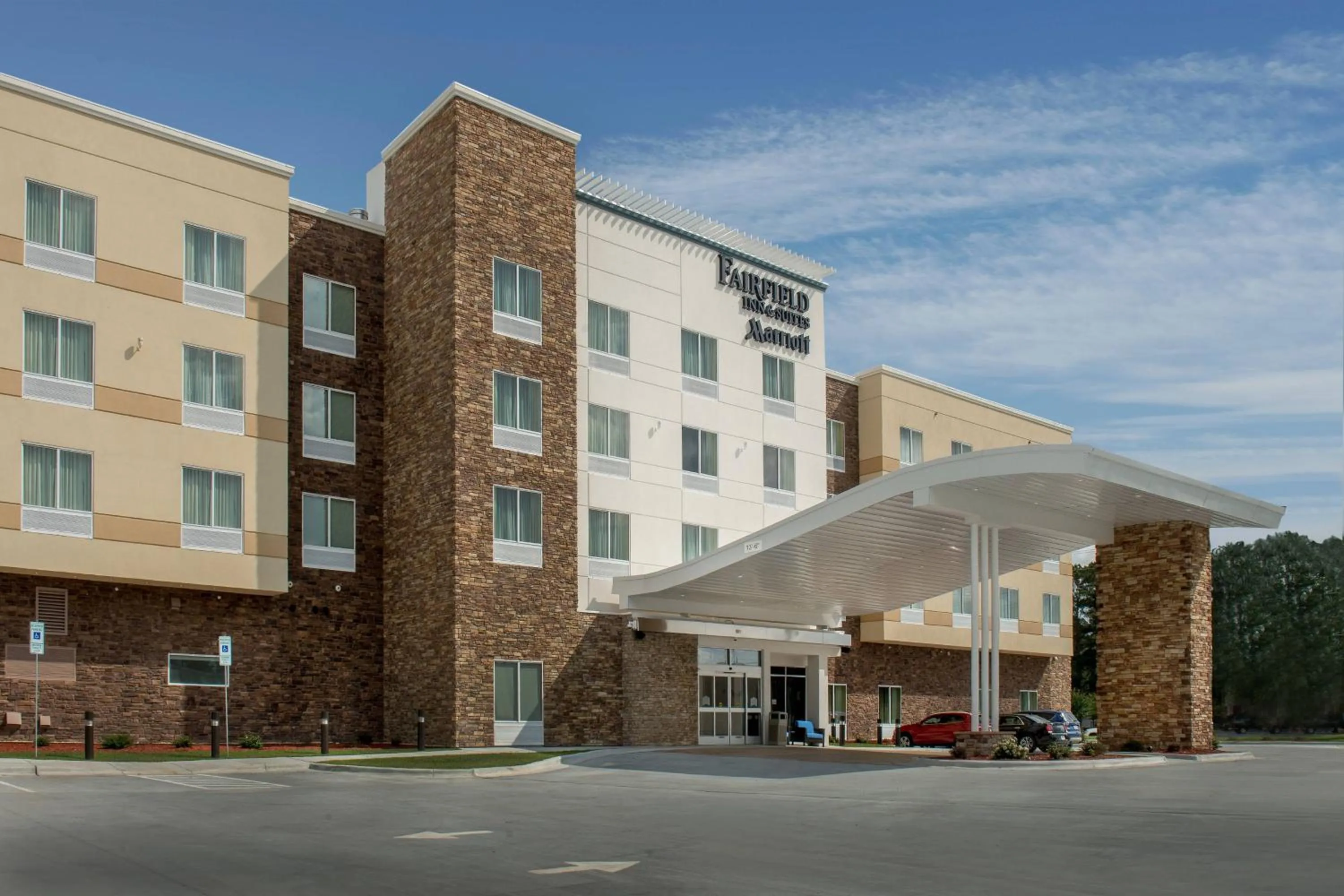 Property building in Fairfield Inn & Suites by Marriott Washington