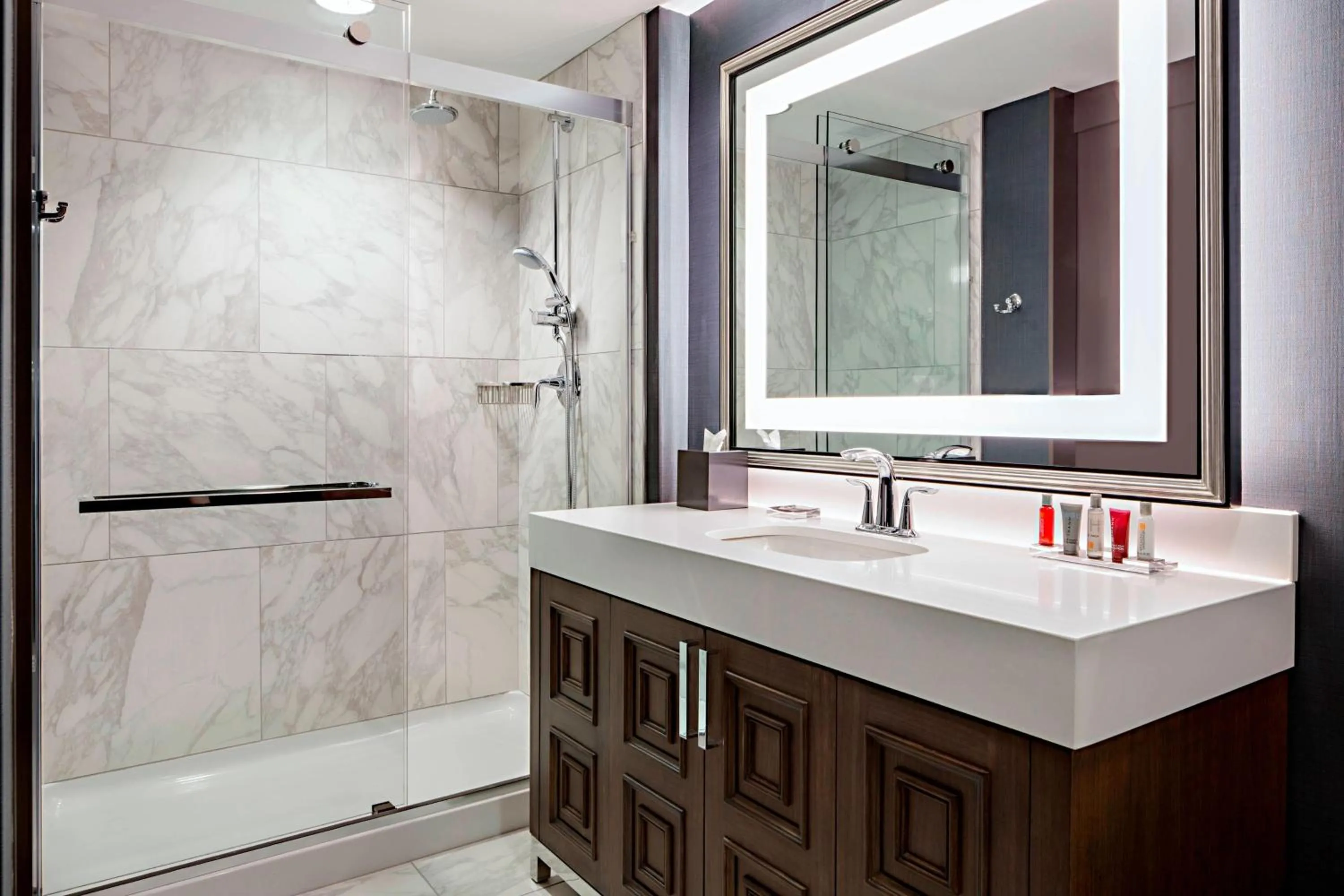 Bathroom in Omaha Marriott Downtown at the Capitol District