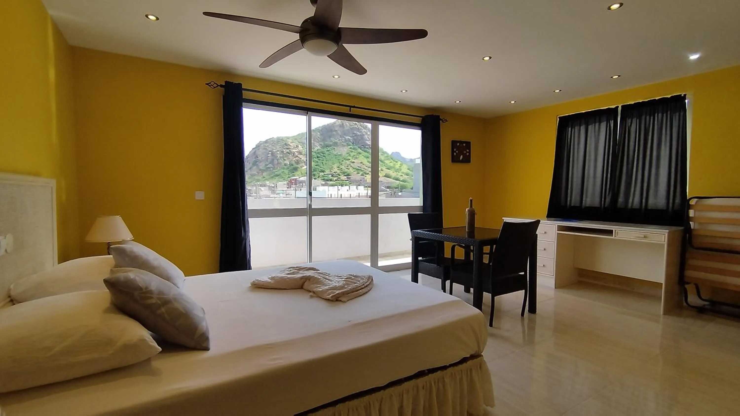 Bed in Pousada B&B Le Gourmet