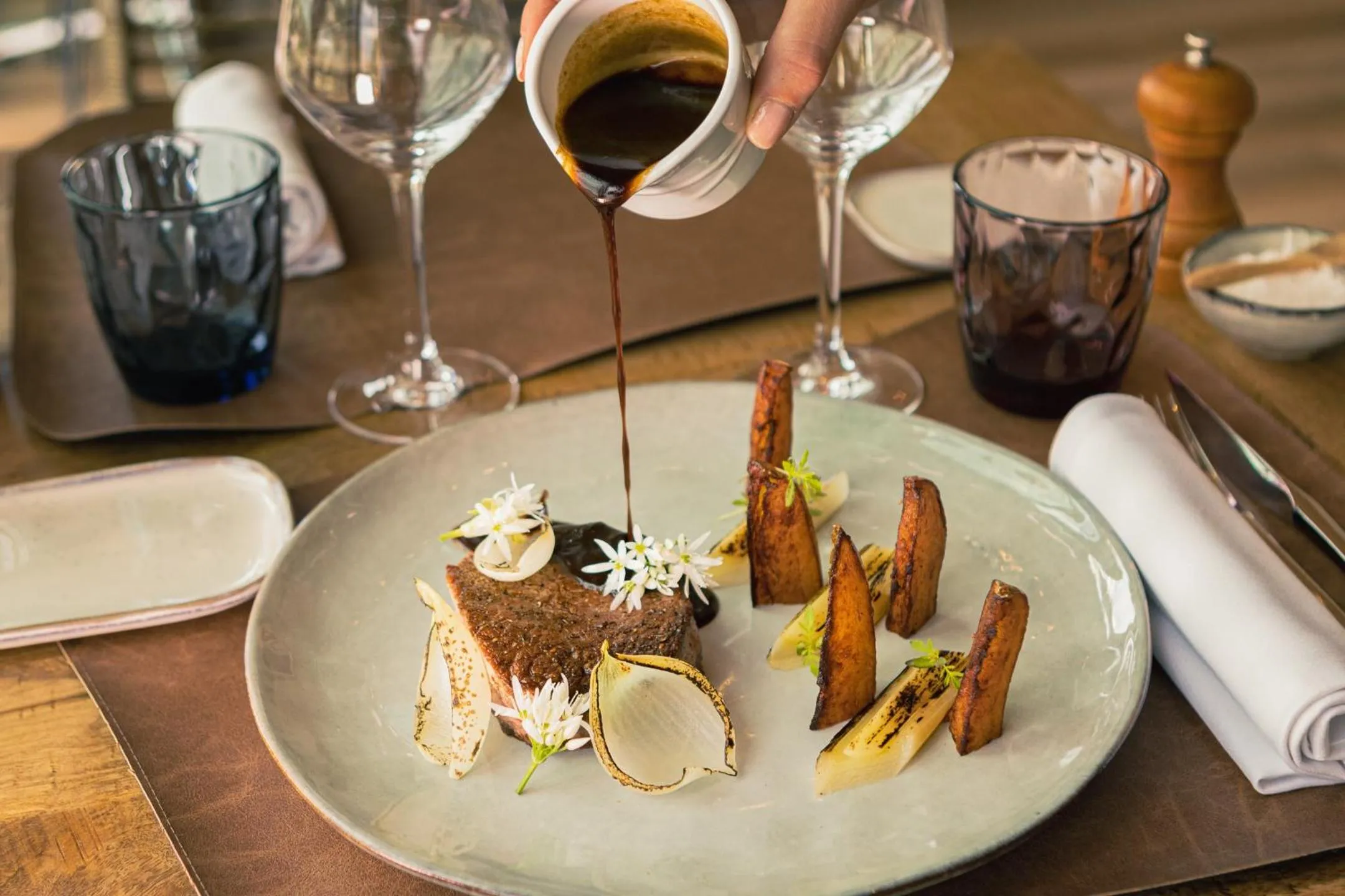 Restaurant/places to eat in Hôtel Restaurant Le Grand Large - Face à la plage - Ile de Ré