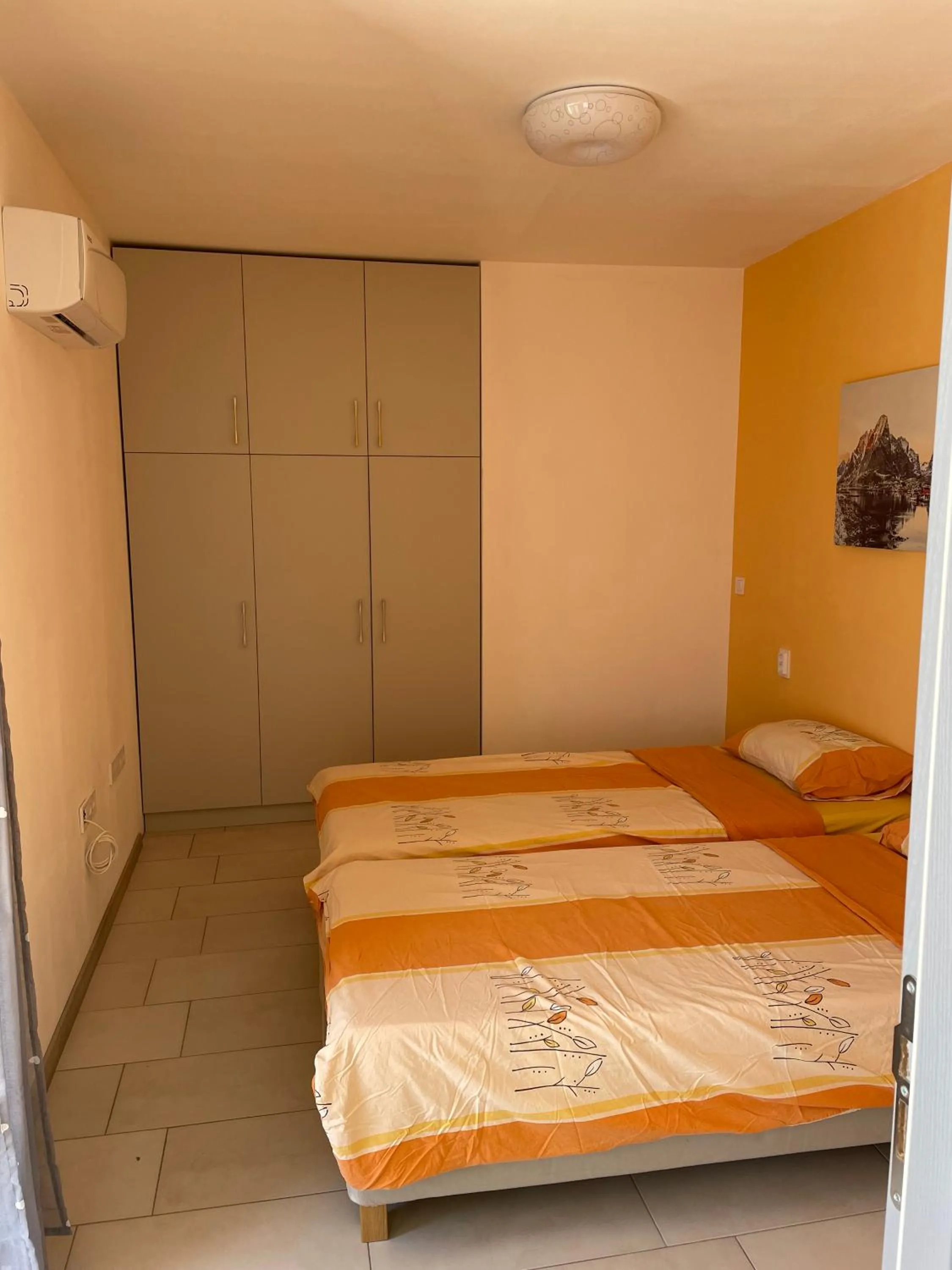 Bedroom, Bed in Pearl Sunshine Appartments