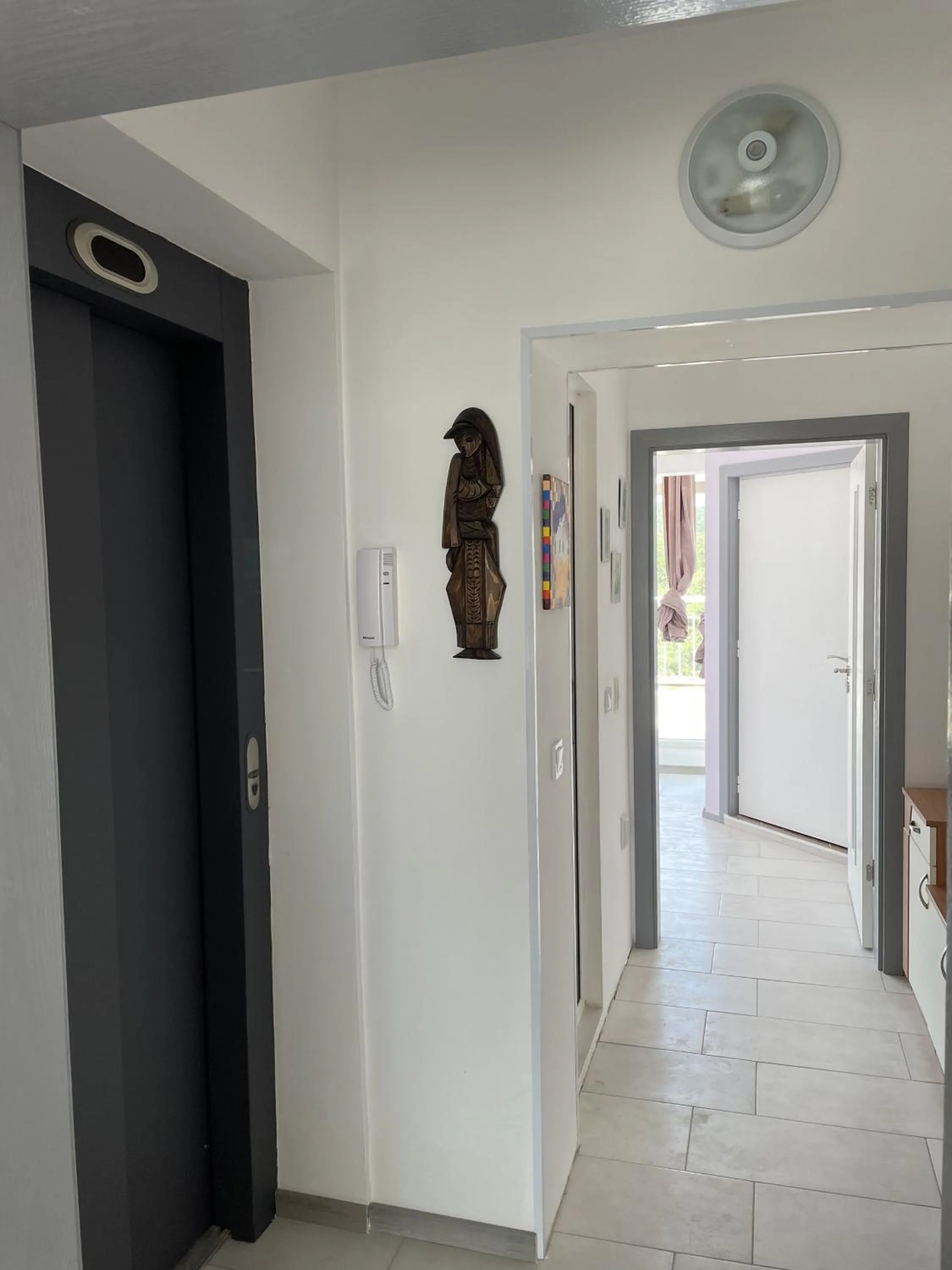 Facade/entrance in Pearl Sunshine Appartments
