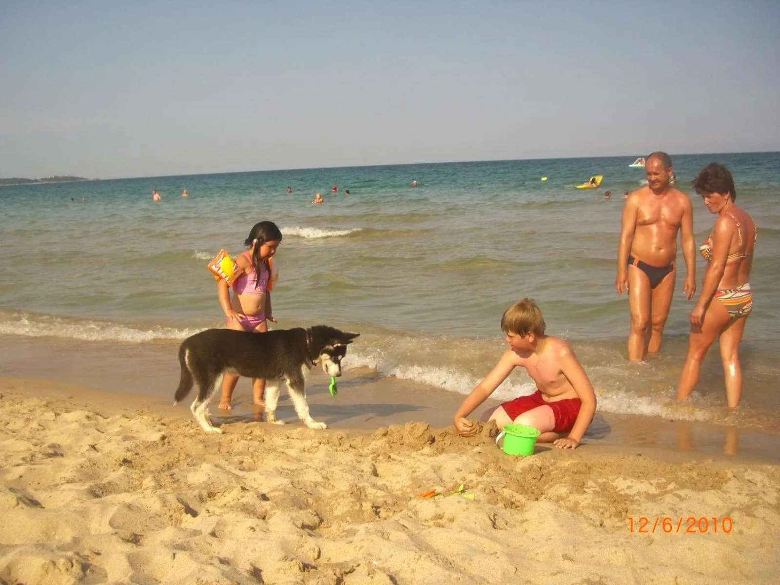 Beach in Pearl Sunshine Appartments
