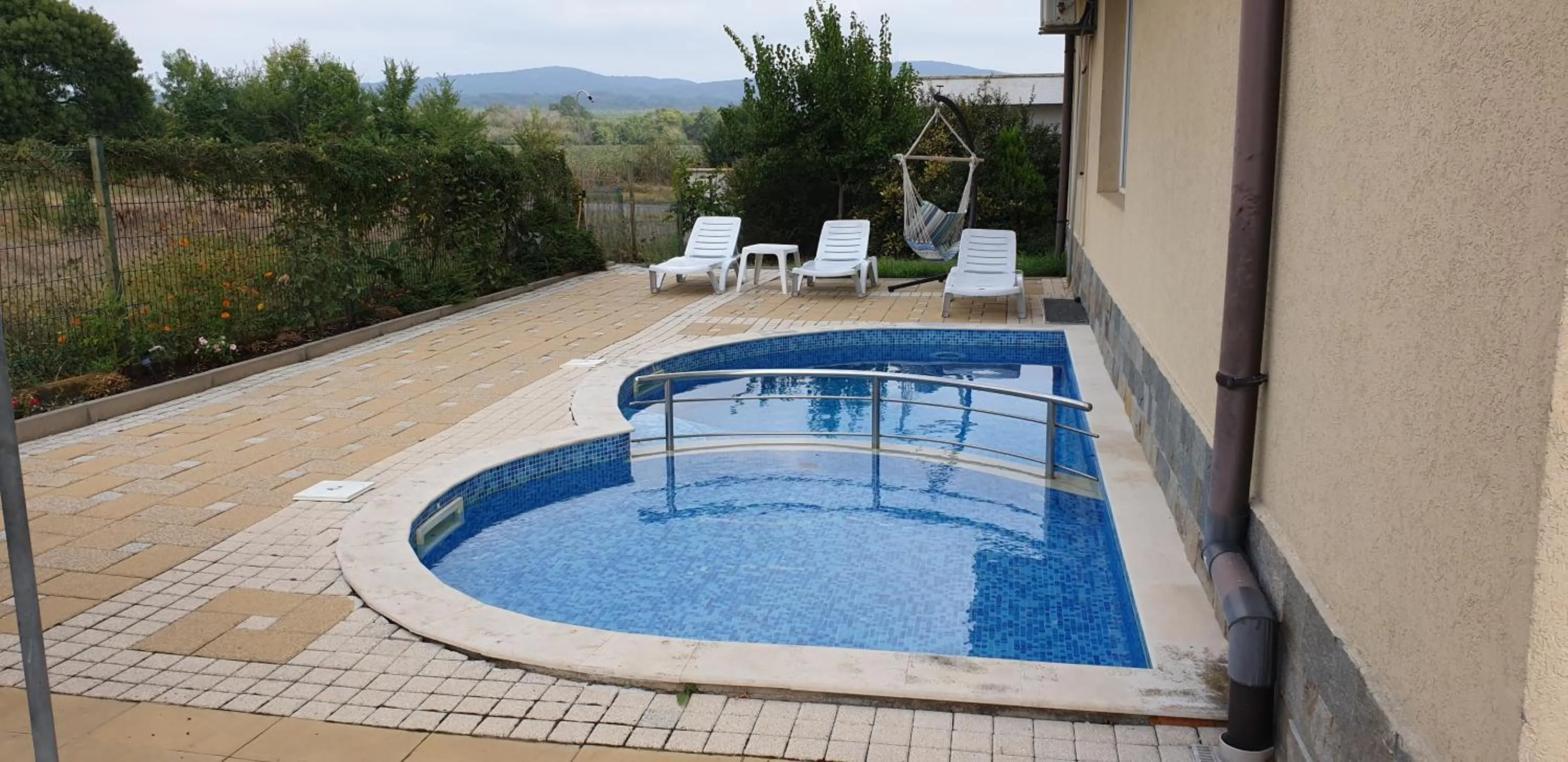Pool view in Pearl Sunshine Appartments