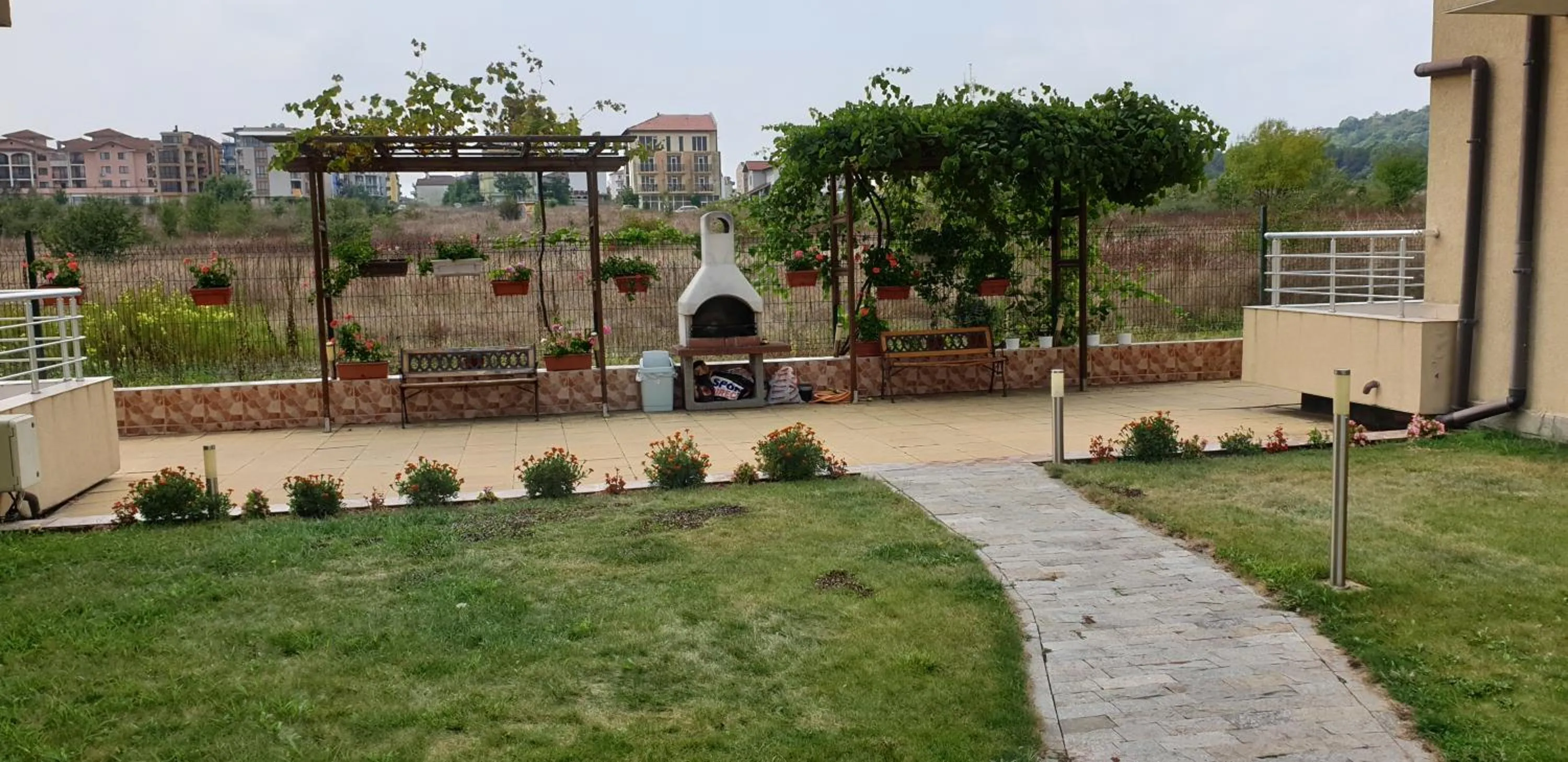 BBQ facilities in Pearl Sunshine Appartments