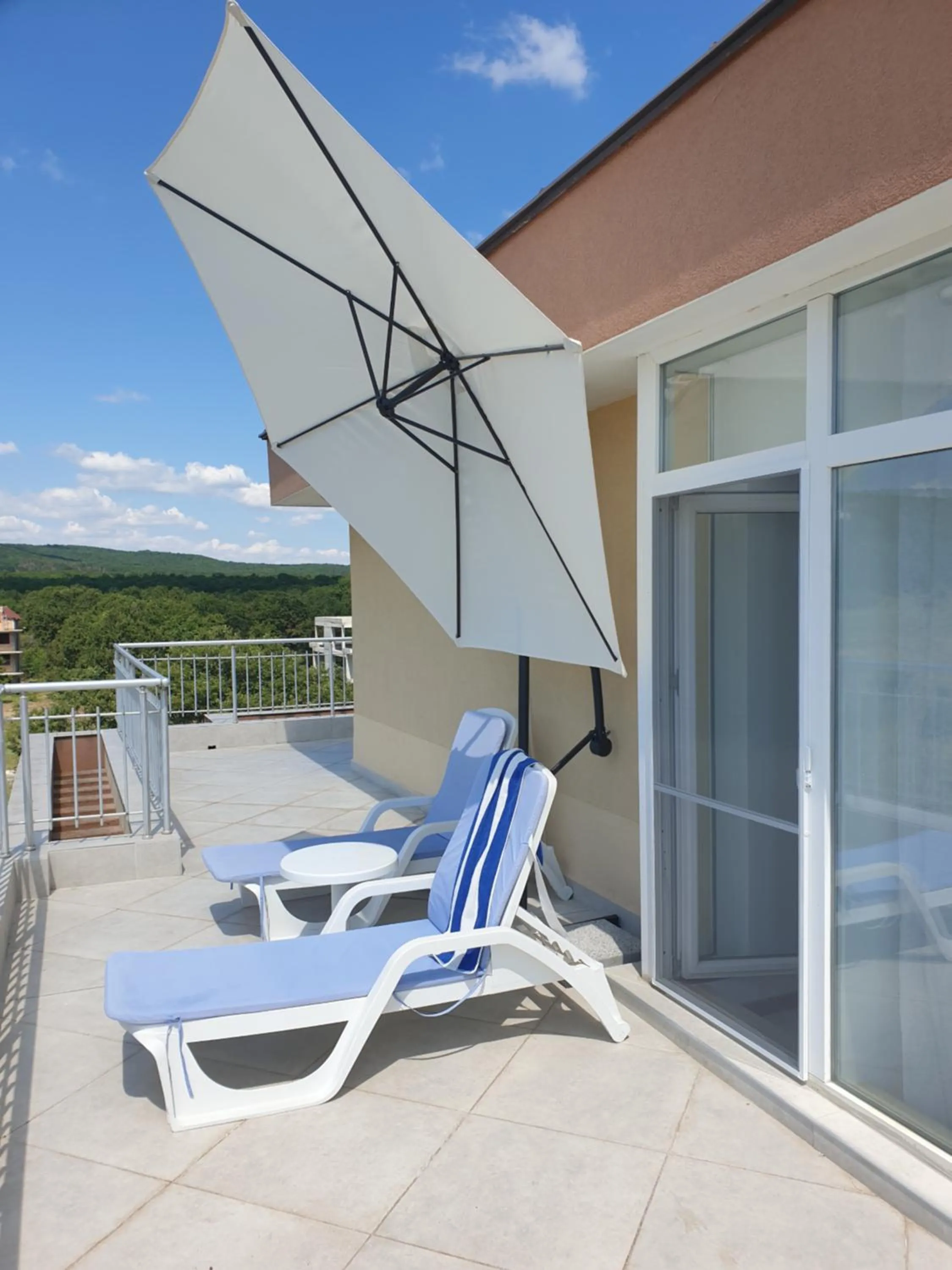 Property building in Pearl Sunshine Appartments