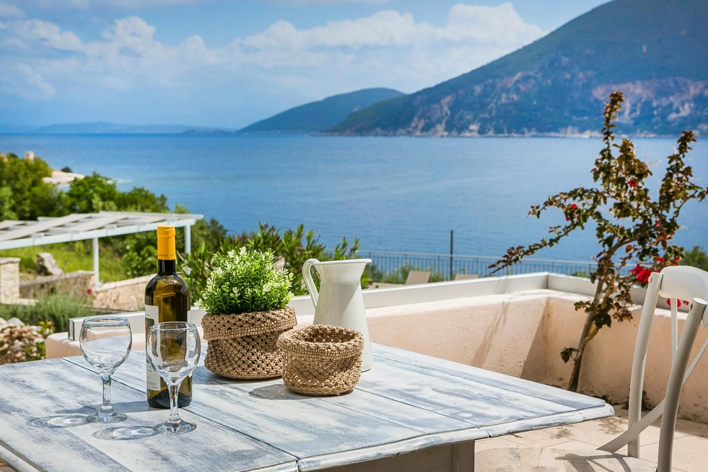 Martini Waterfront Suites