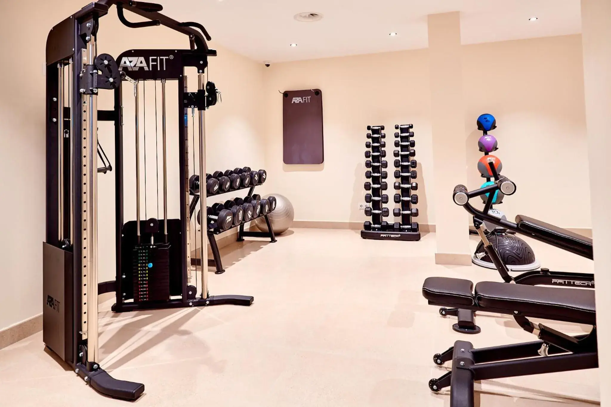Fitness centre/facilities in Apartamentos Ponent Fitness centre/facilities in Apartamentos Ponent