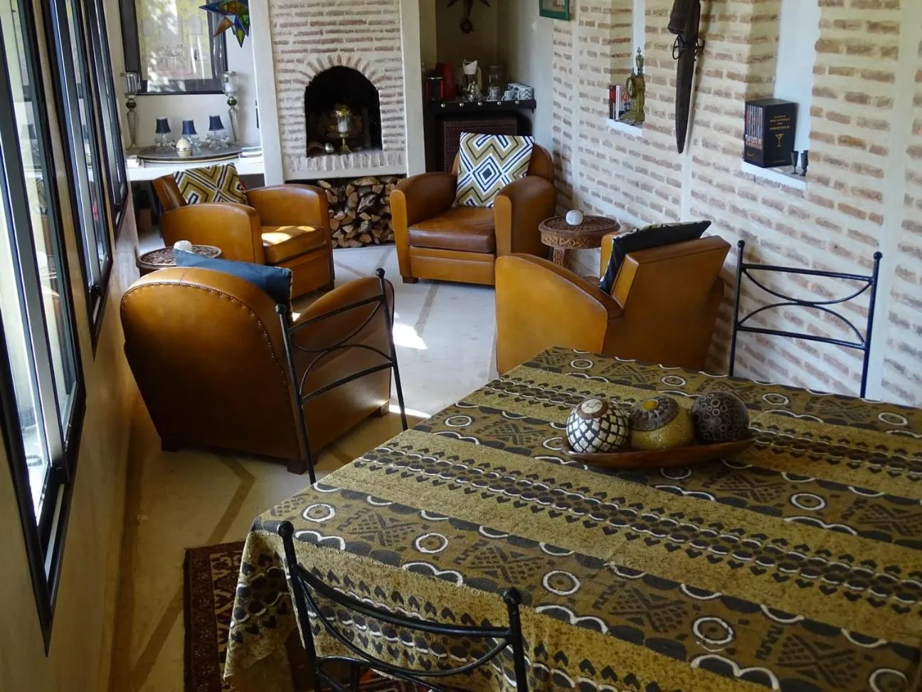 Lounge or bar in Riad Dar Oulhoum