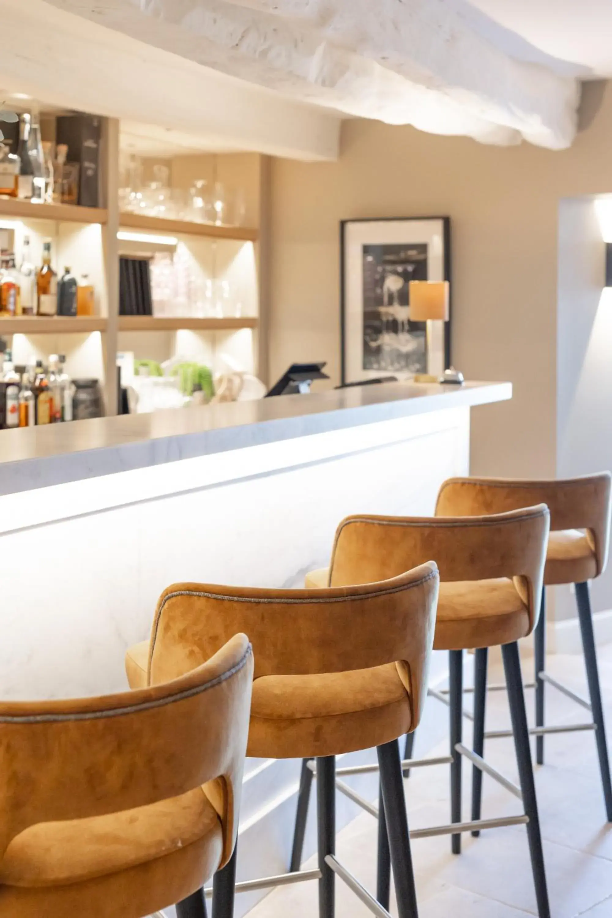 Lounge or bar in Mougins Luxury Retreats Lounge or bar in Mougins Luxury Retreats