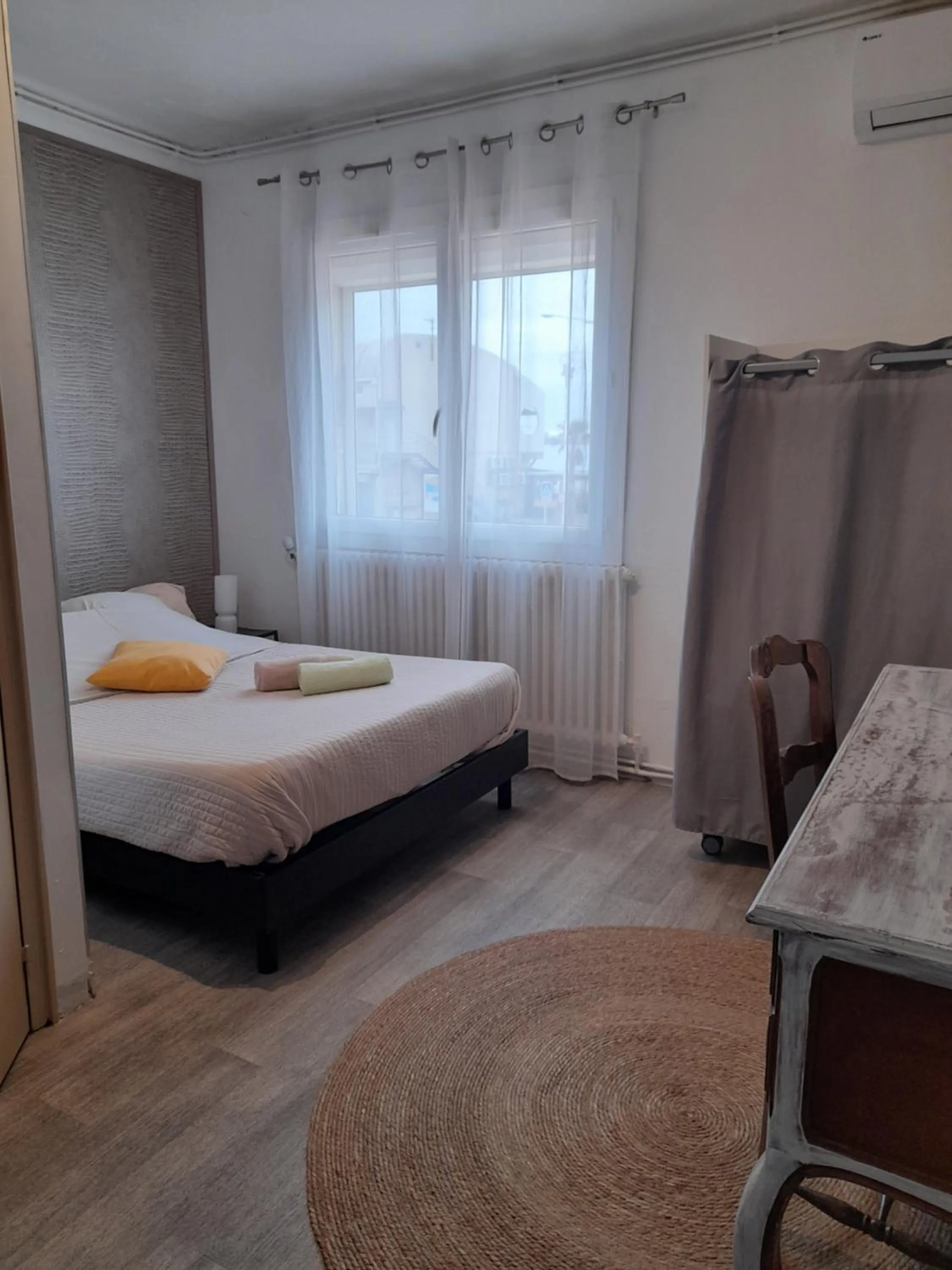 Bed in Hotel Restaurant Calypso