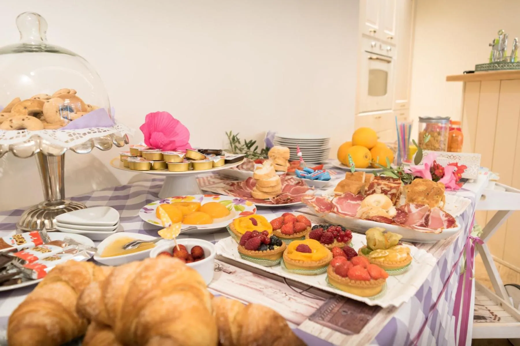 Communal lounge/ TV room in Il Giardino degli Angeli