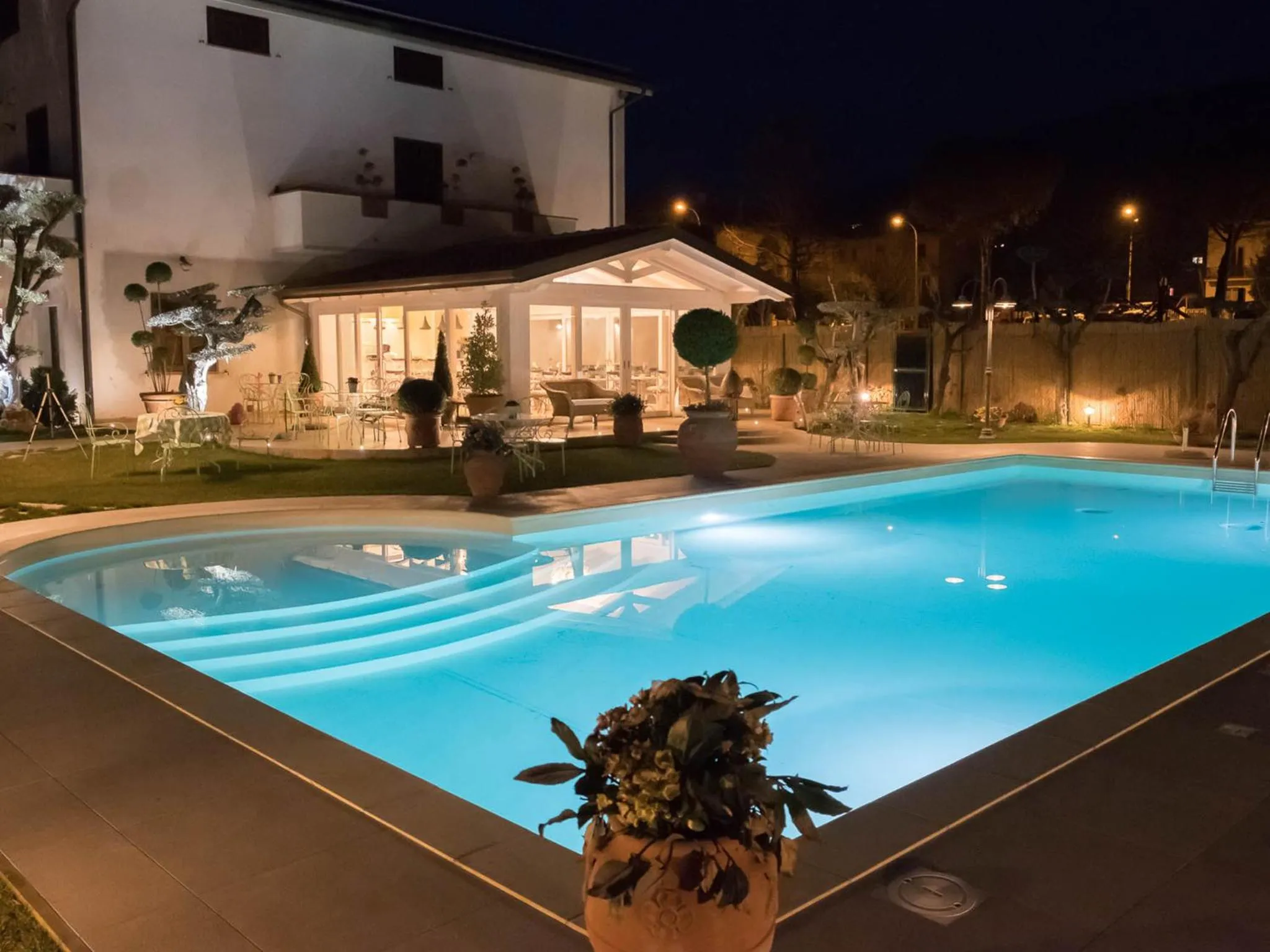 Night in Il Giardino degli Angeli