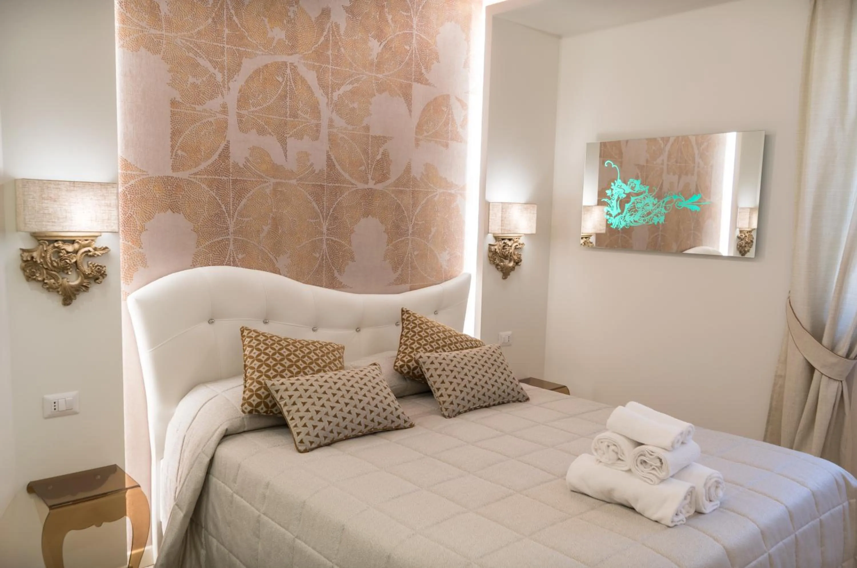 Photo of the whole room, Bed in Il Giardino degli Angeli