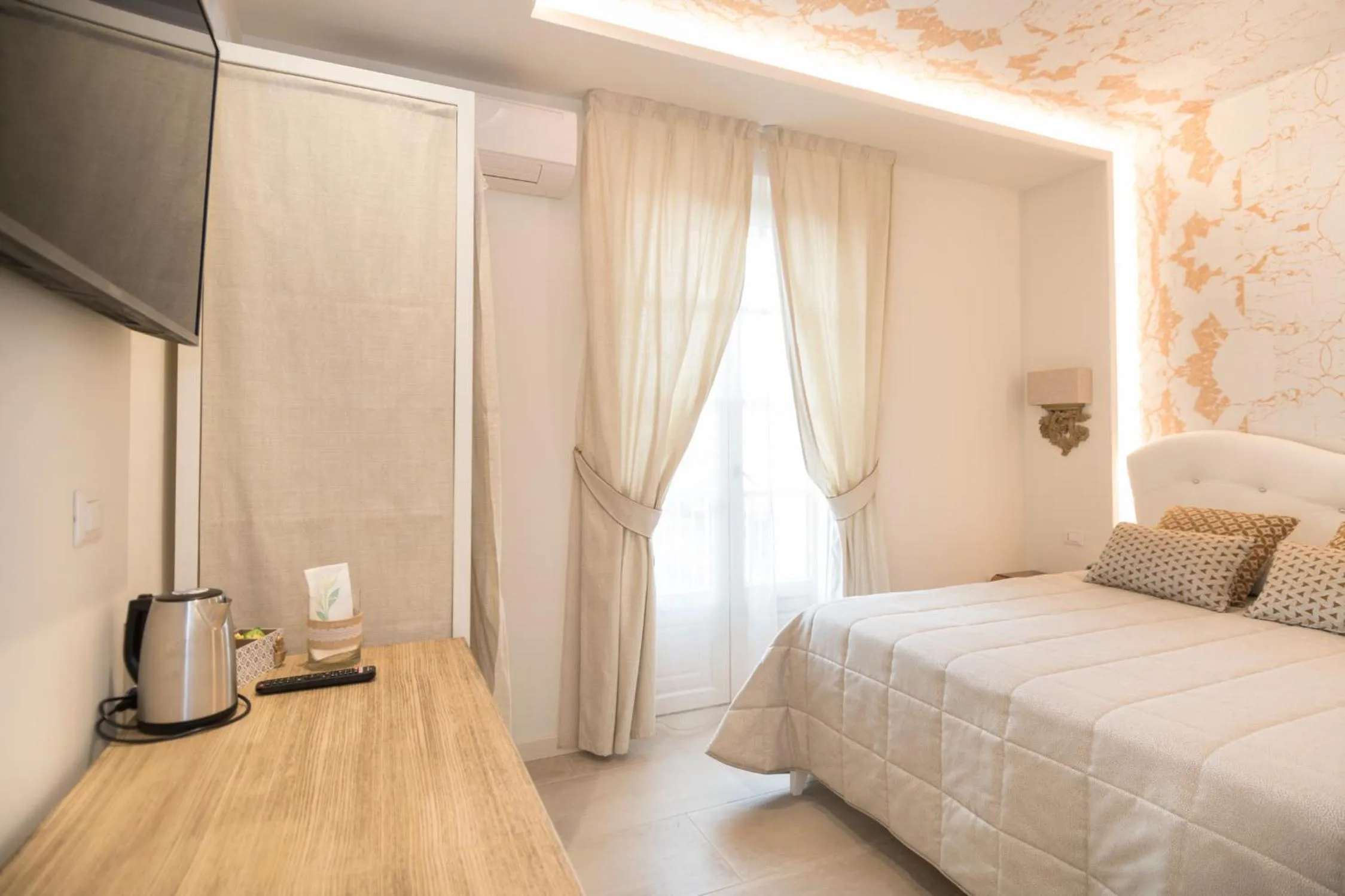 Coffee/tea facilities, Bed in Il Giardino degli Angeli