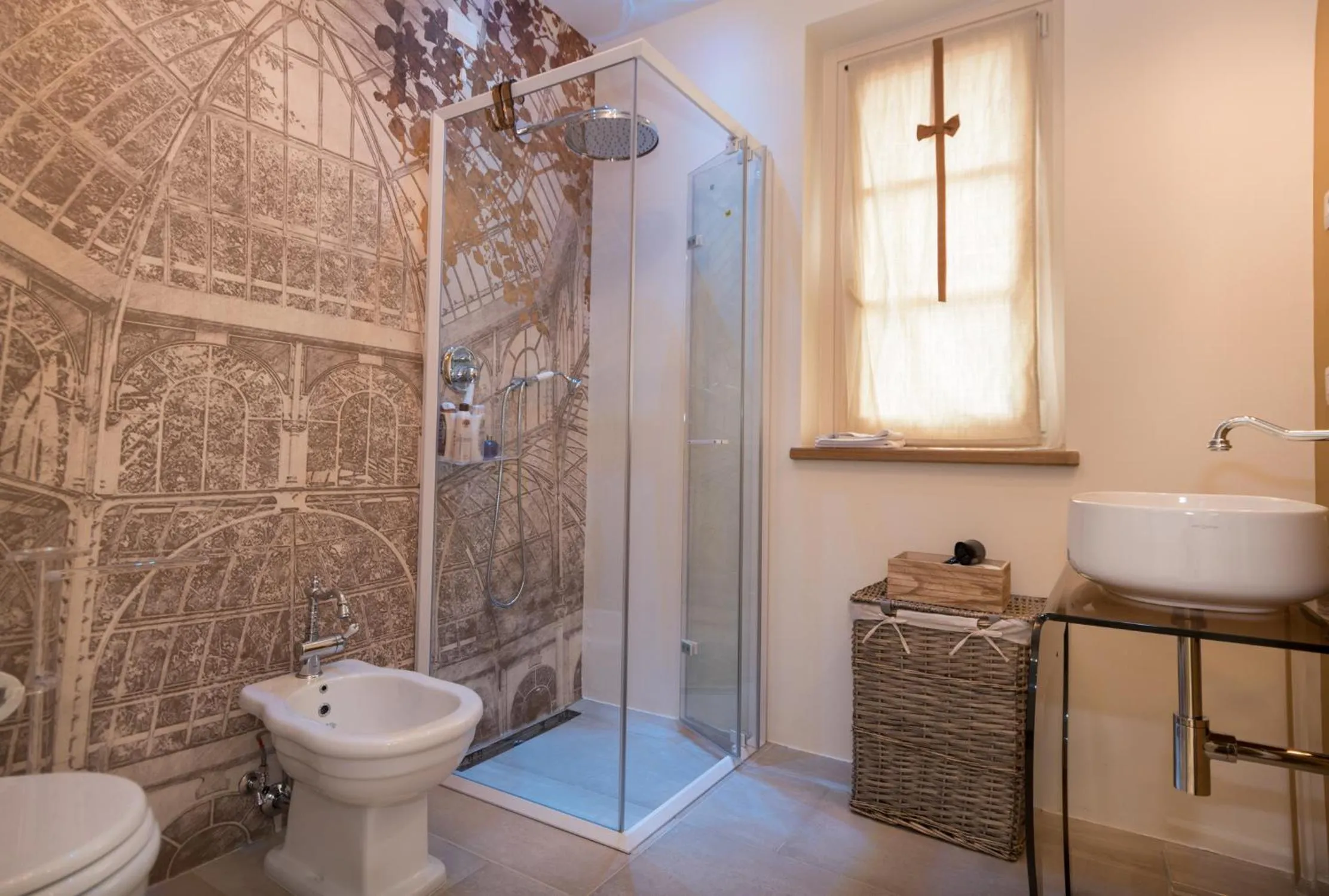 Shower in Il Giardino degli Angeli